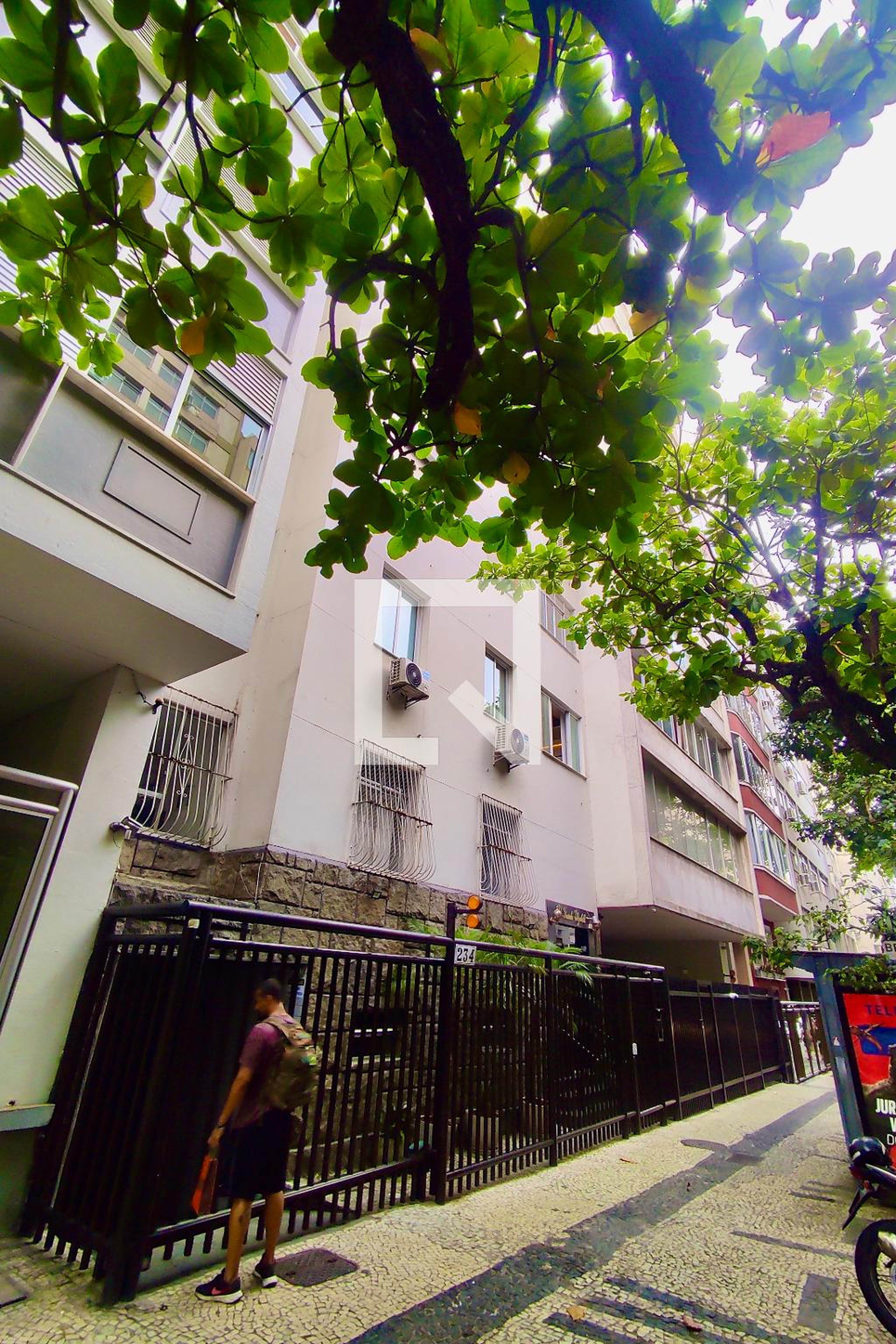 Fachada Edifício Rainha Elizabet