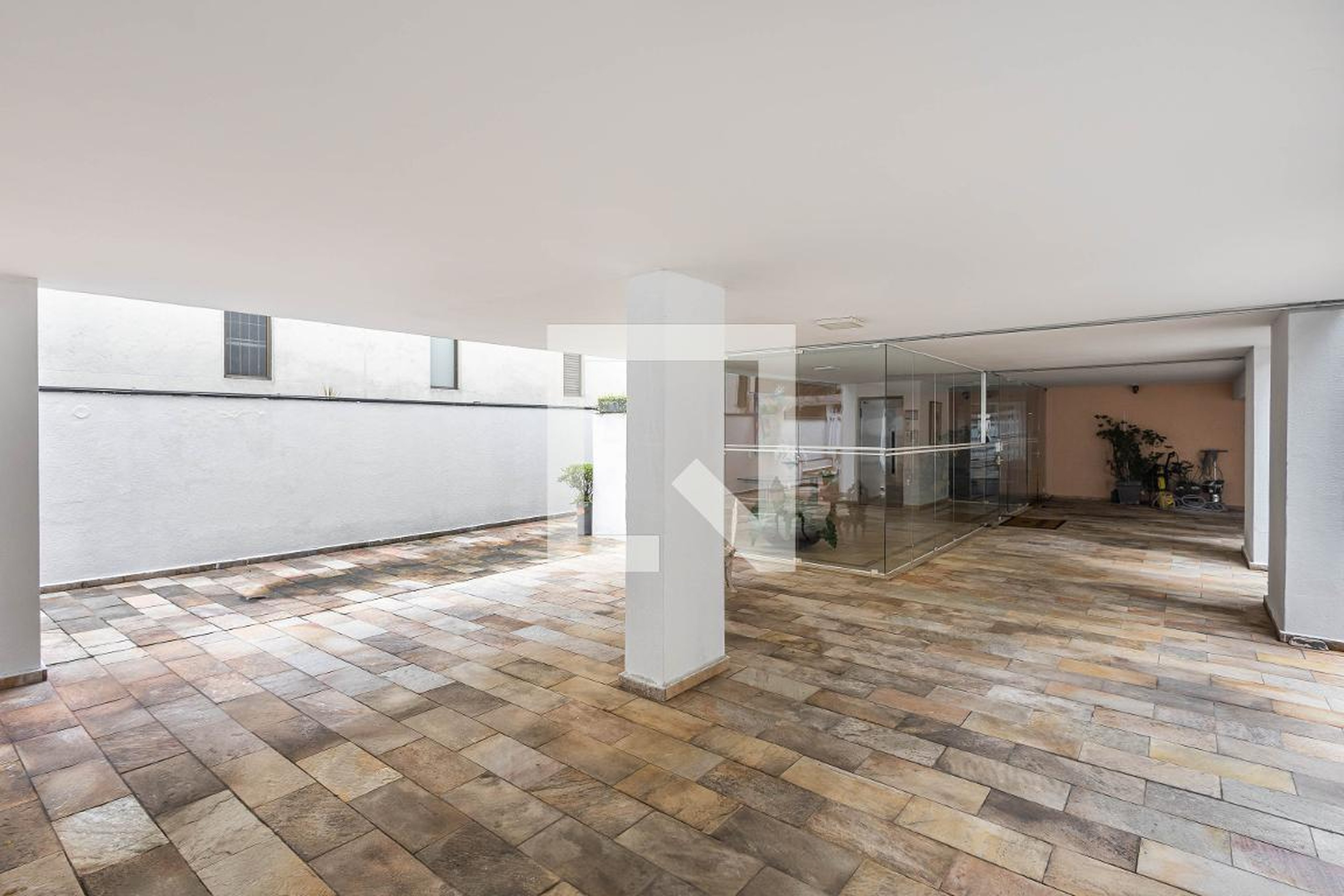 Hall de Entrada - Augusto