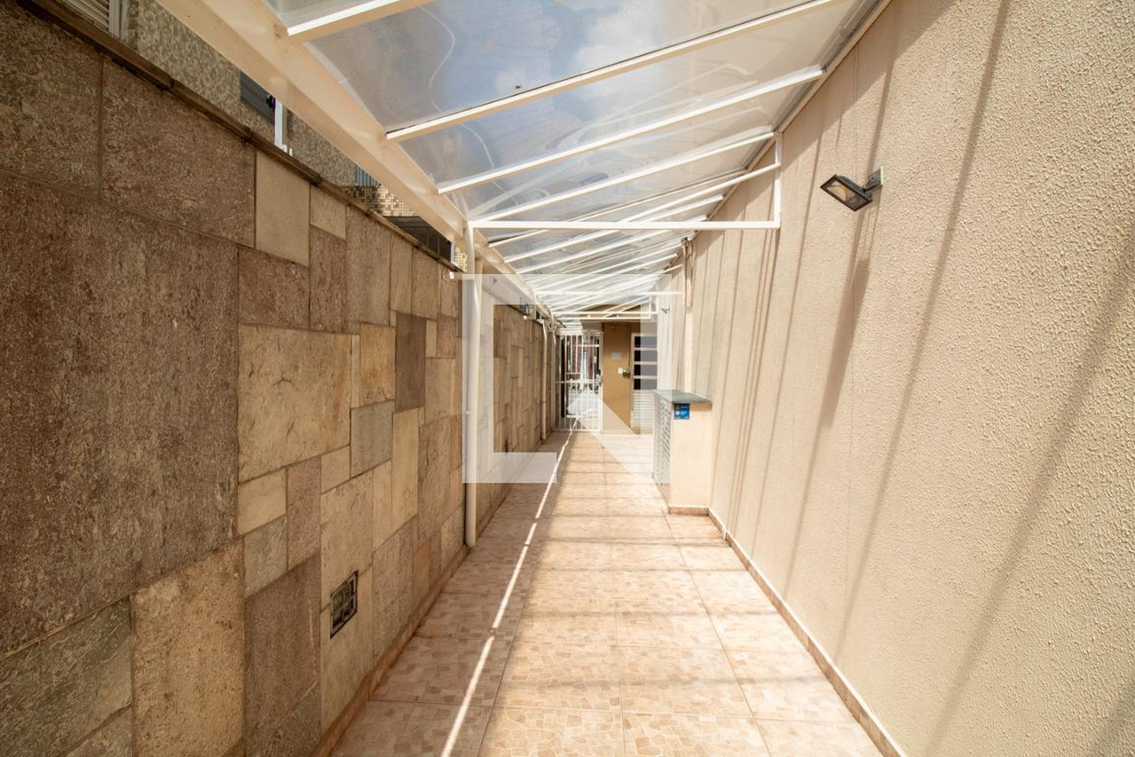 Hall de entrada - Satélite II