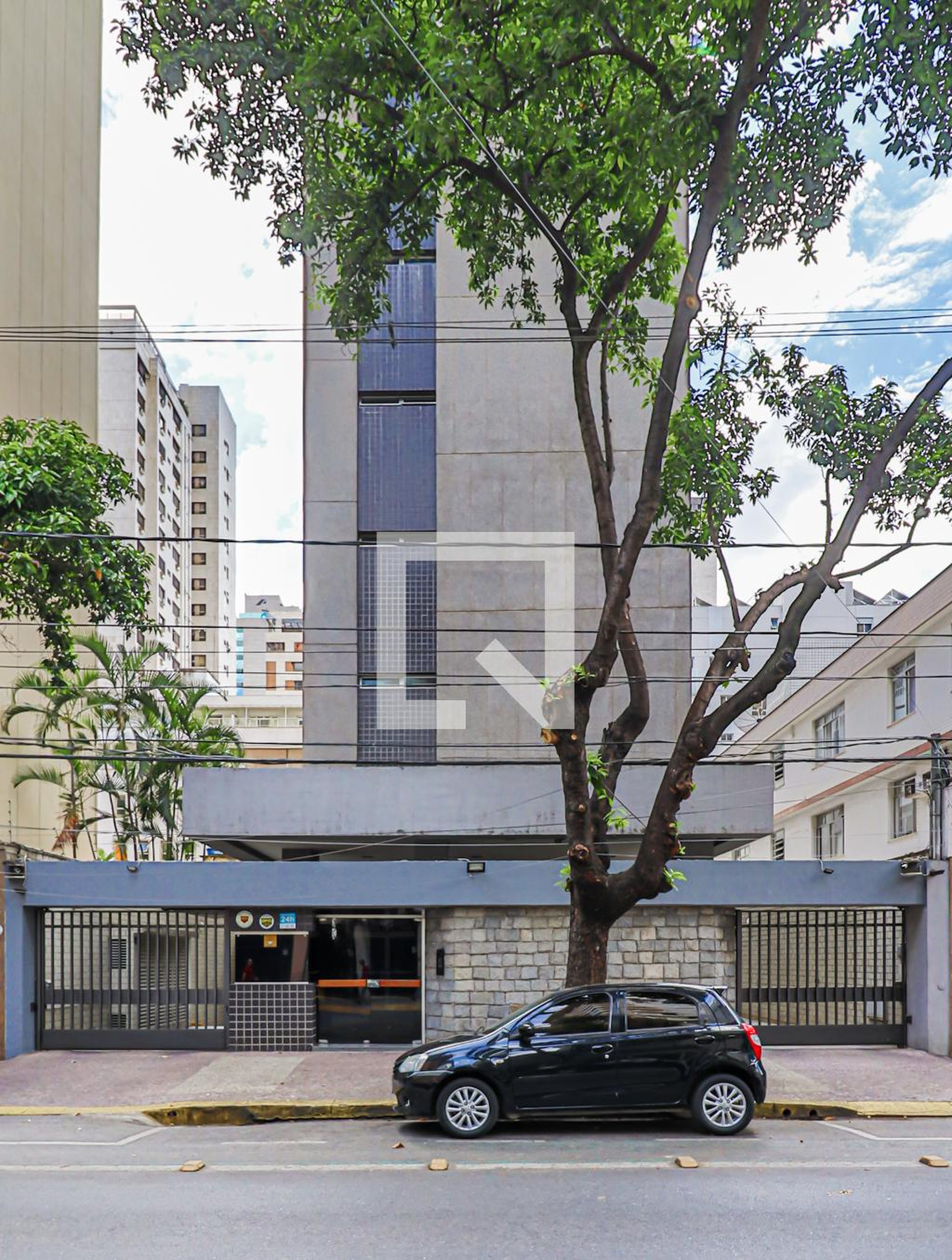 Fachada Condomínio em Rua Rio de Janeiro, 2020