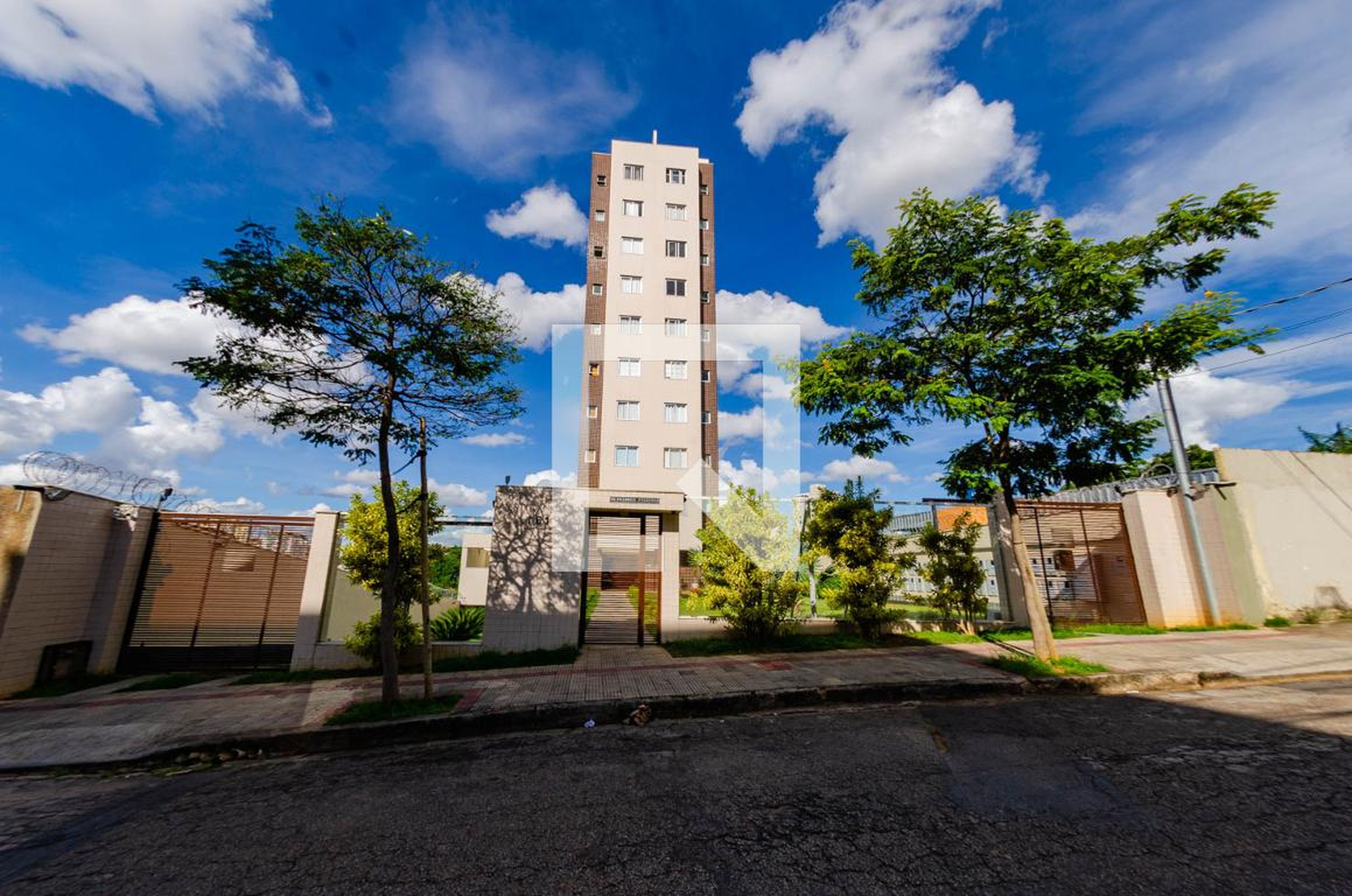 Fachada Edifício Villaggio Palmeiras