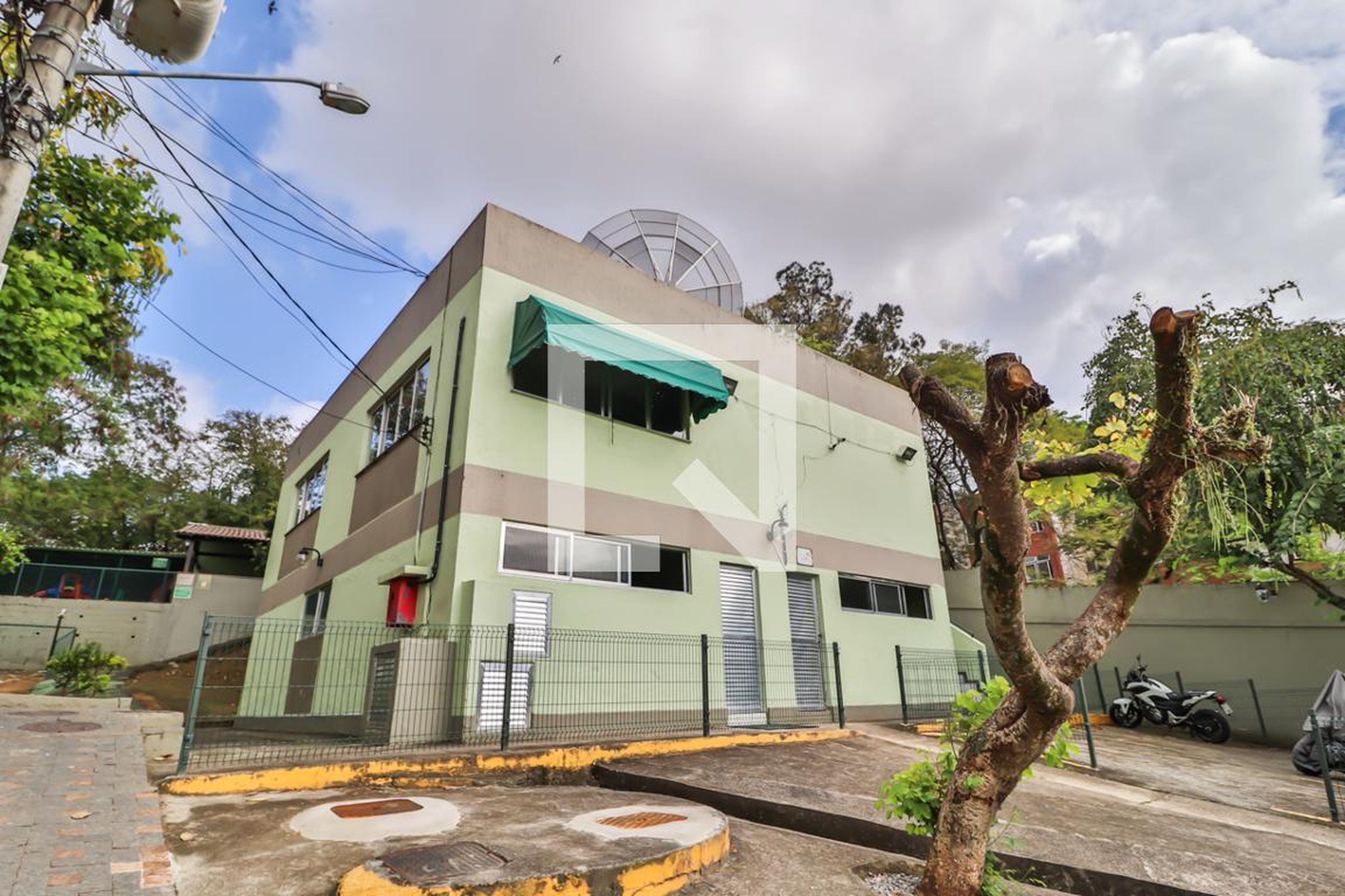 Salão de Festas - IV de Dezembro