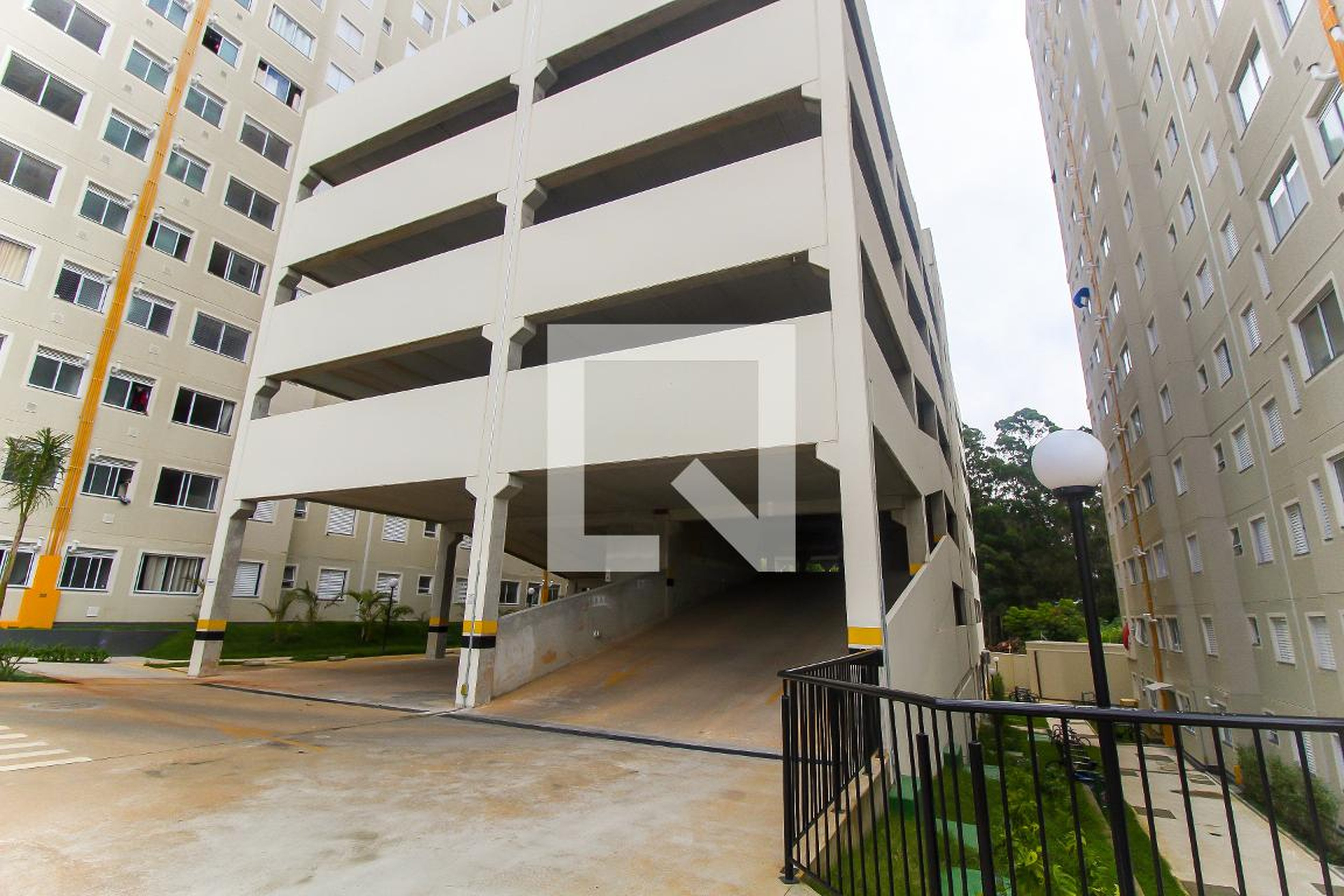 Estacionamento - Cerejeiras