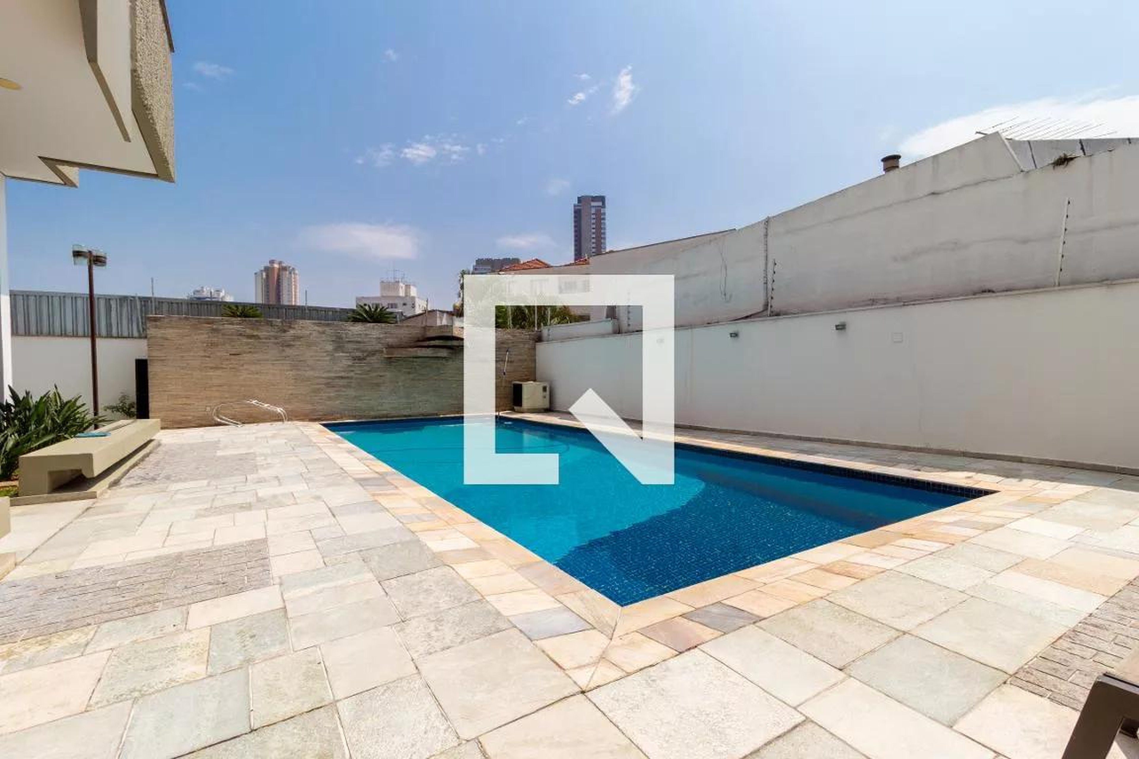 Piscina - Edifício Bermudas