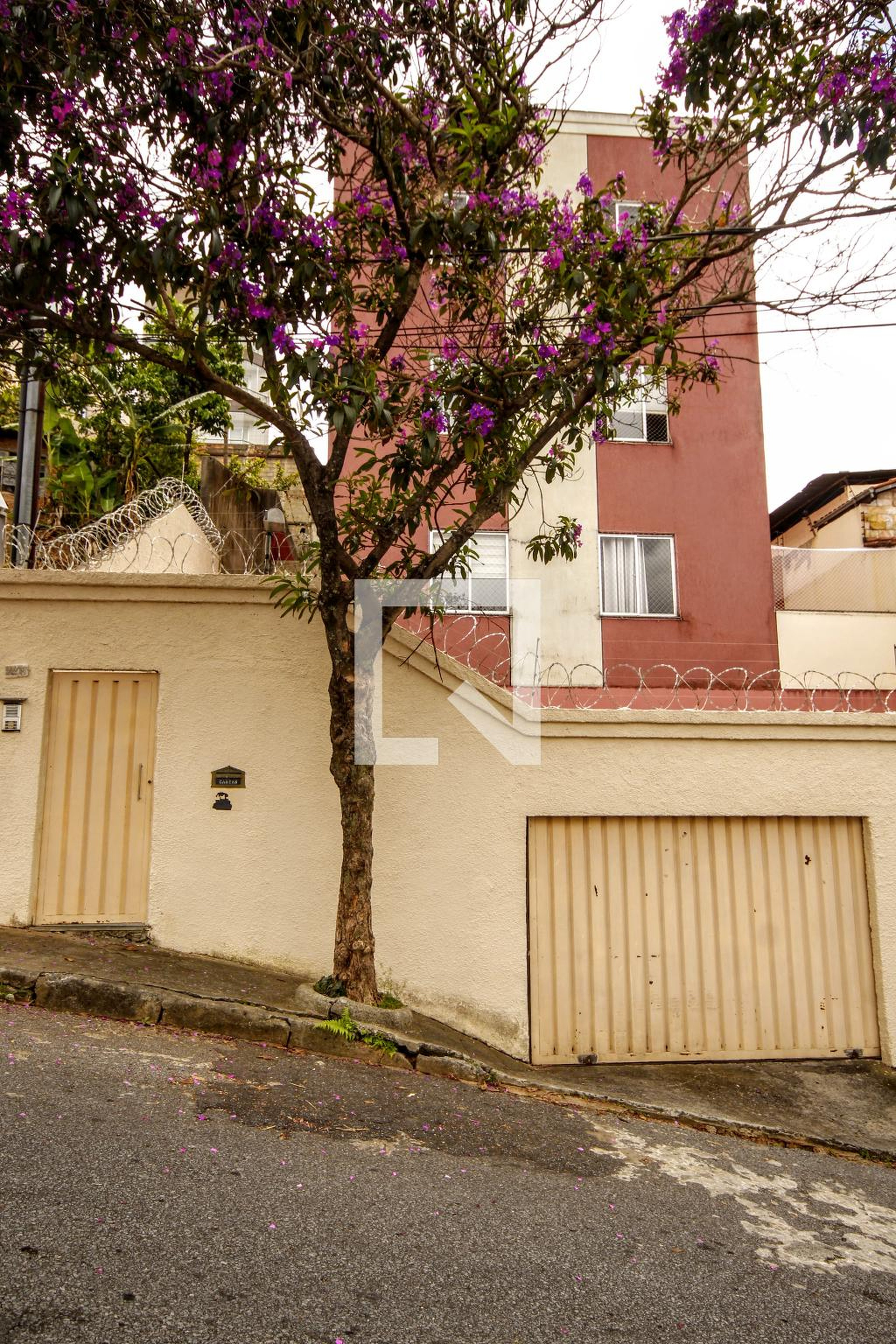 Fachada Edifício Cayaman