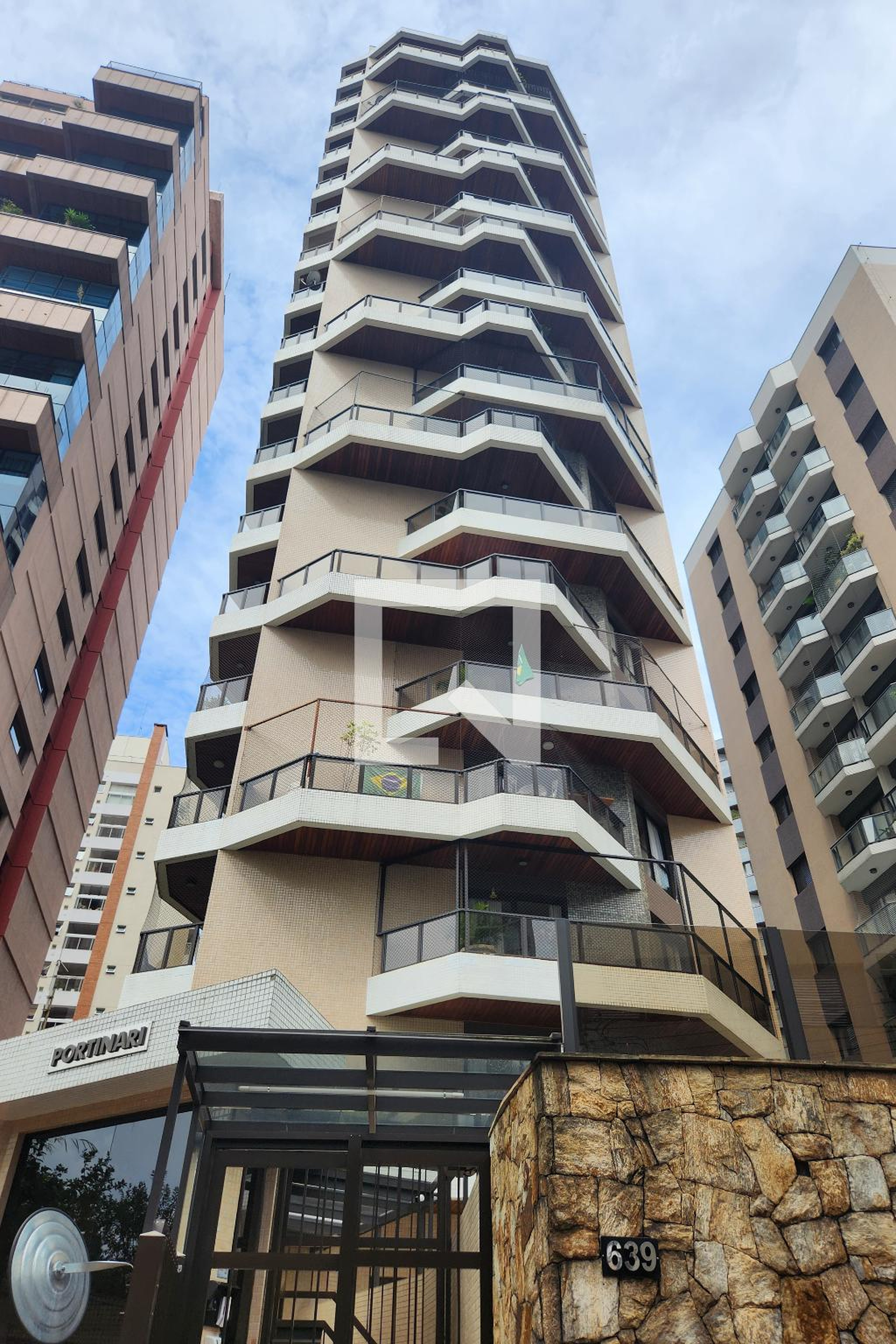 Fachada Condomínio Morada Coimbra