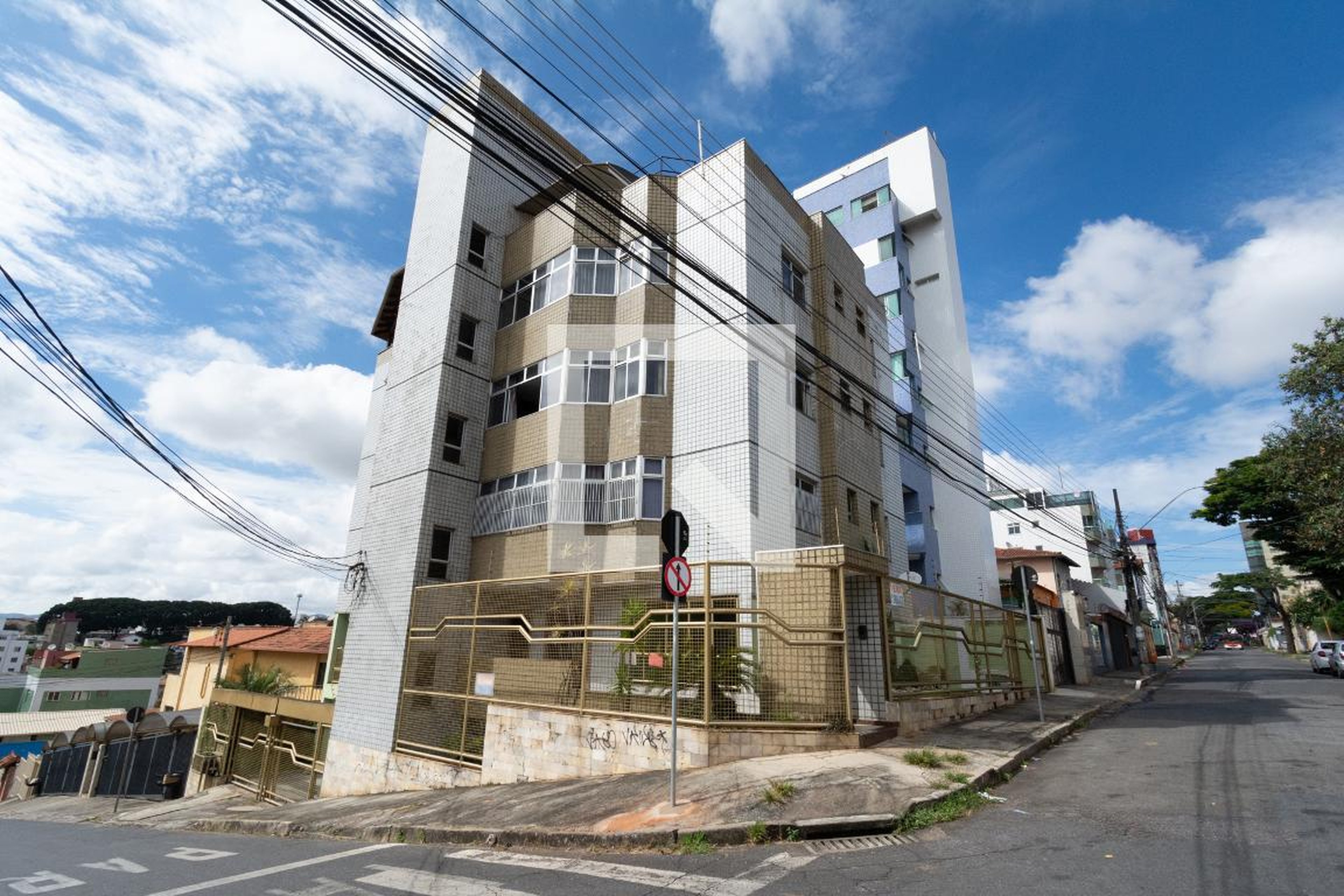 Fachada Condomínio Grécia das Gerais