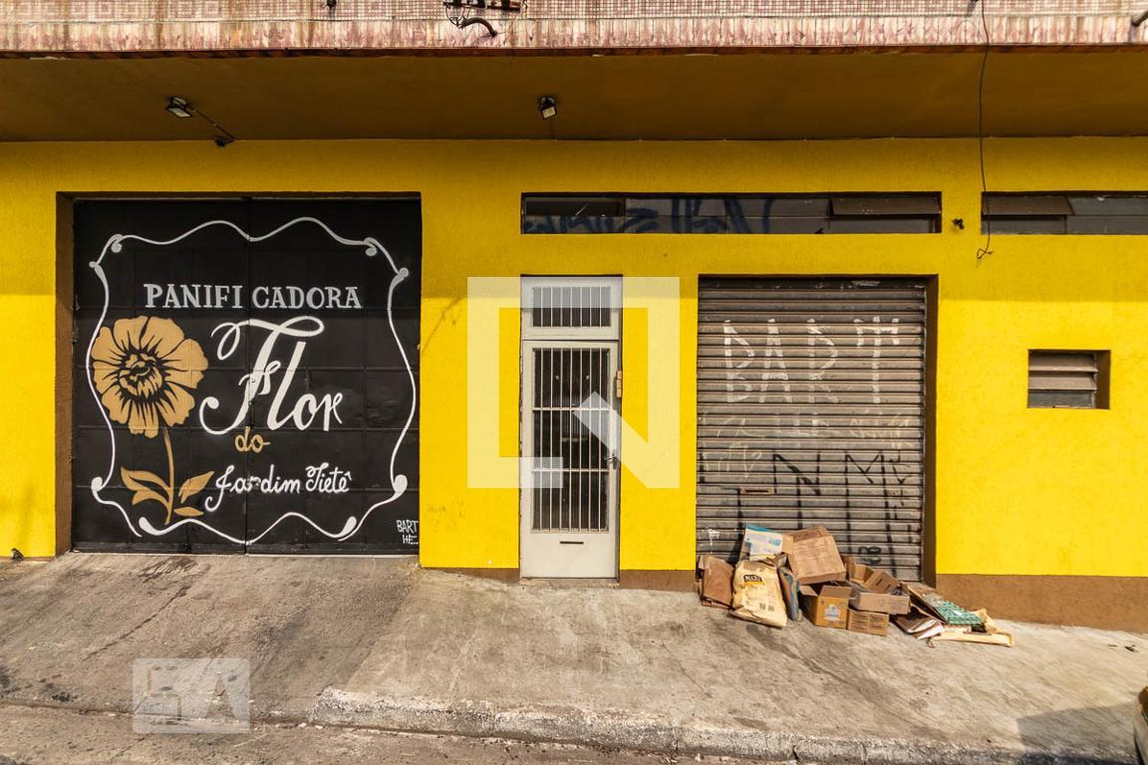 Fachada Condomínio em Rua José Francisco dos Santos, 336