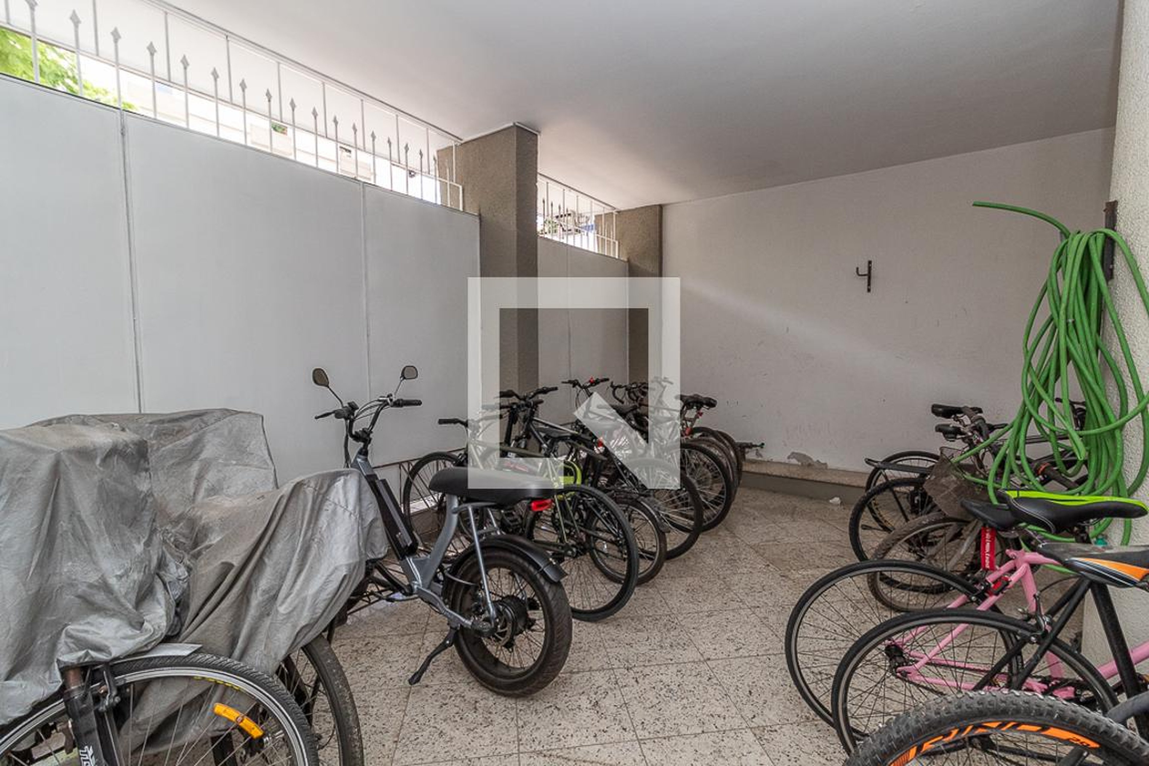 Bicicletário - Ed. Invictus