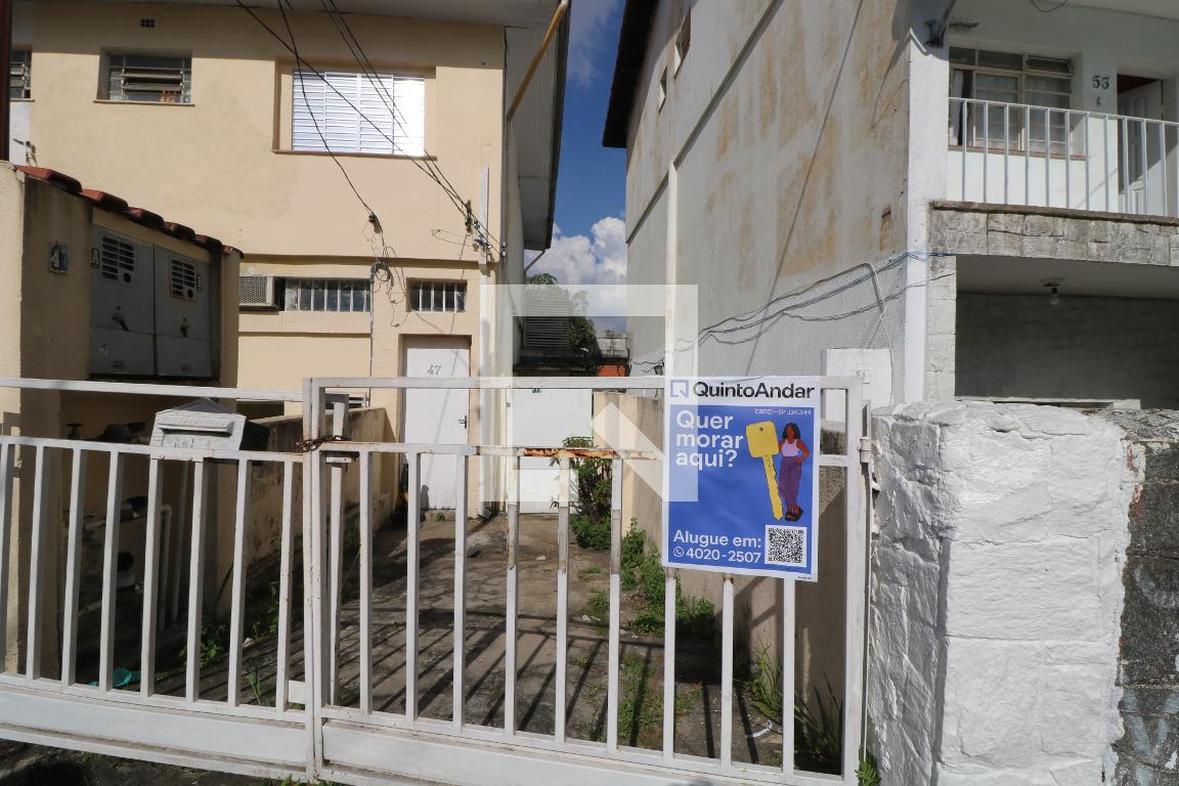 Fachada Condomínio em Rua Anambés, 43