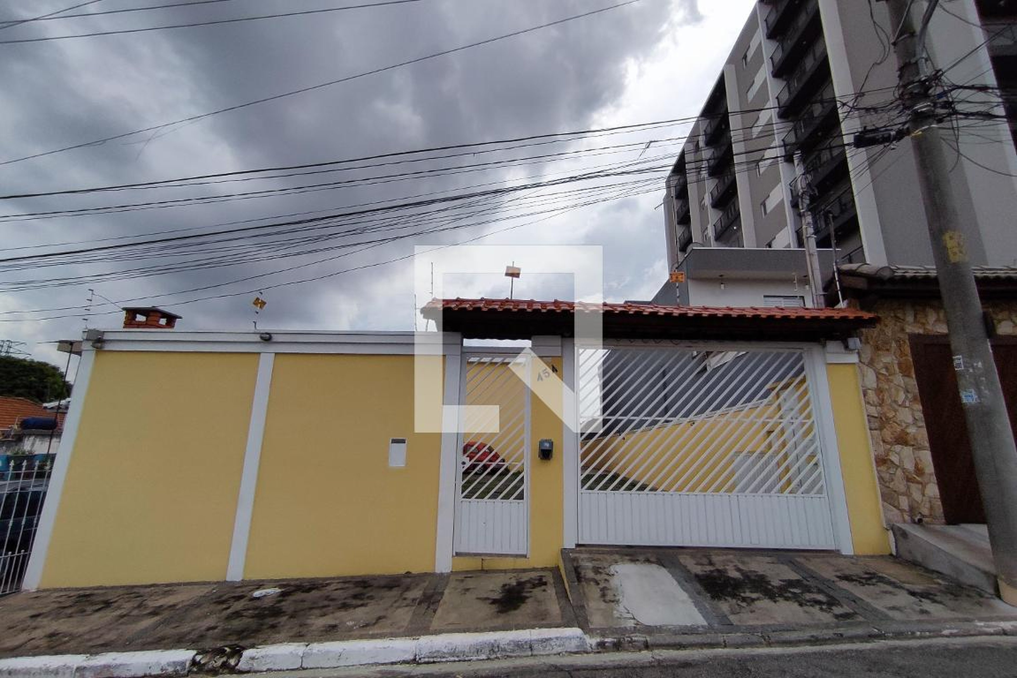 Fachada Condomínio em Rua André Natale, 454