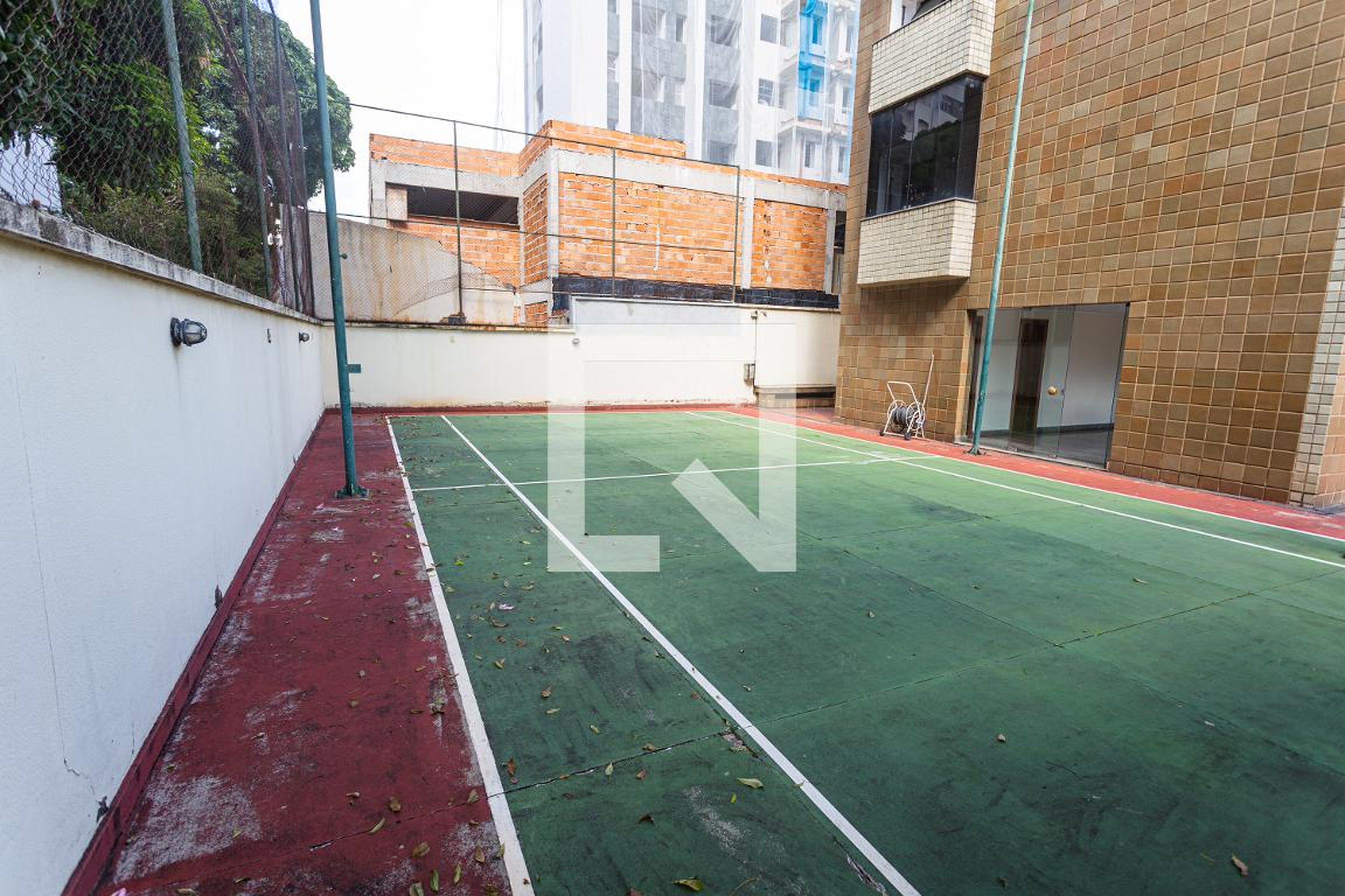 Quadra Esportiva - Edifício Versalhes