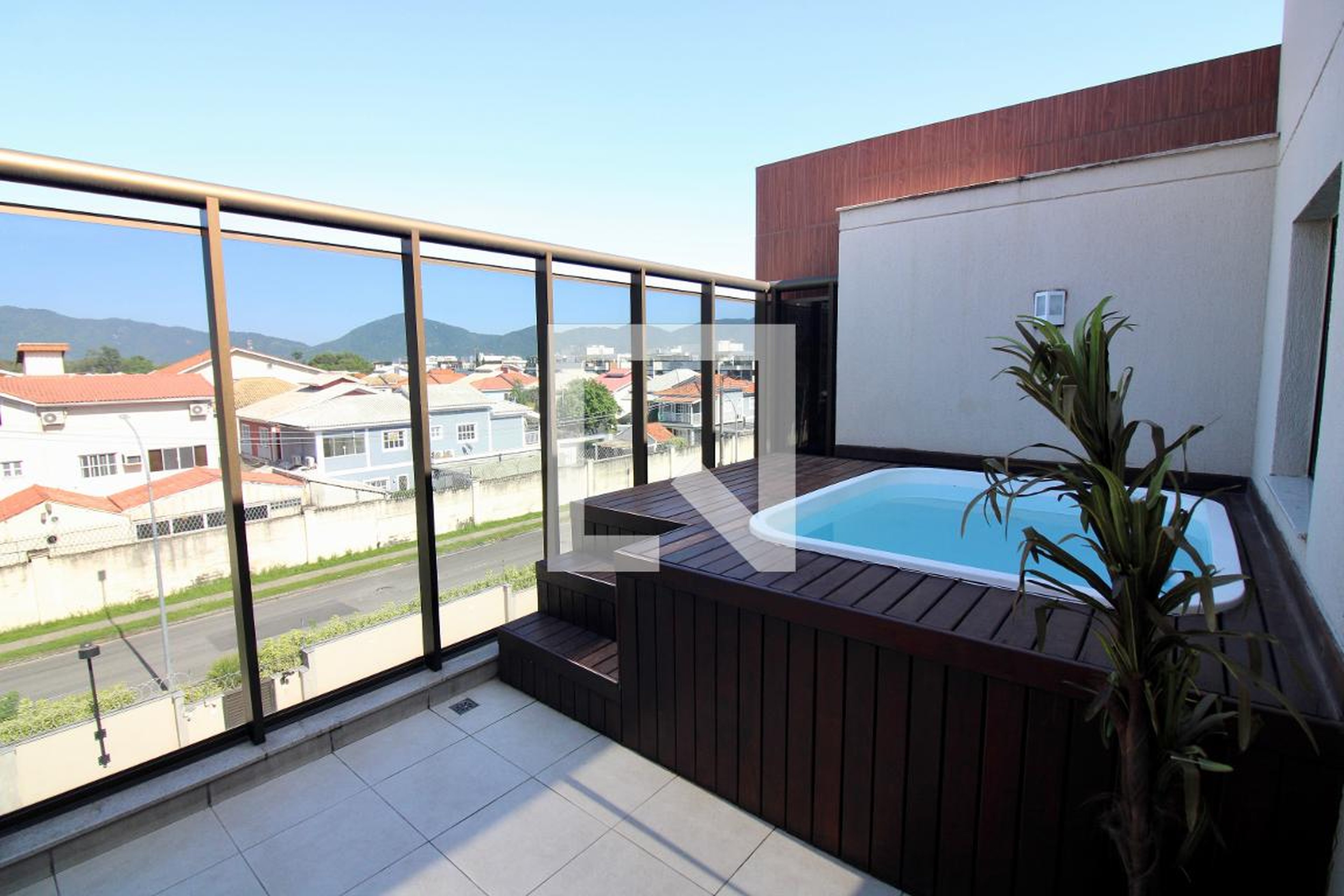Piscina Coberta - Liv Lifestyle Residence