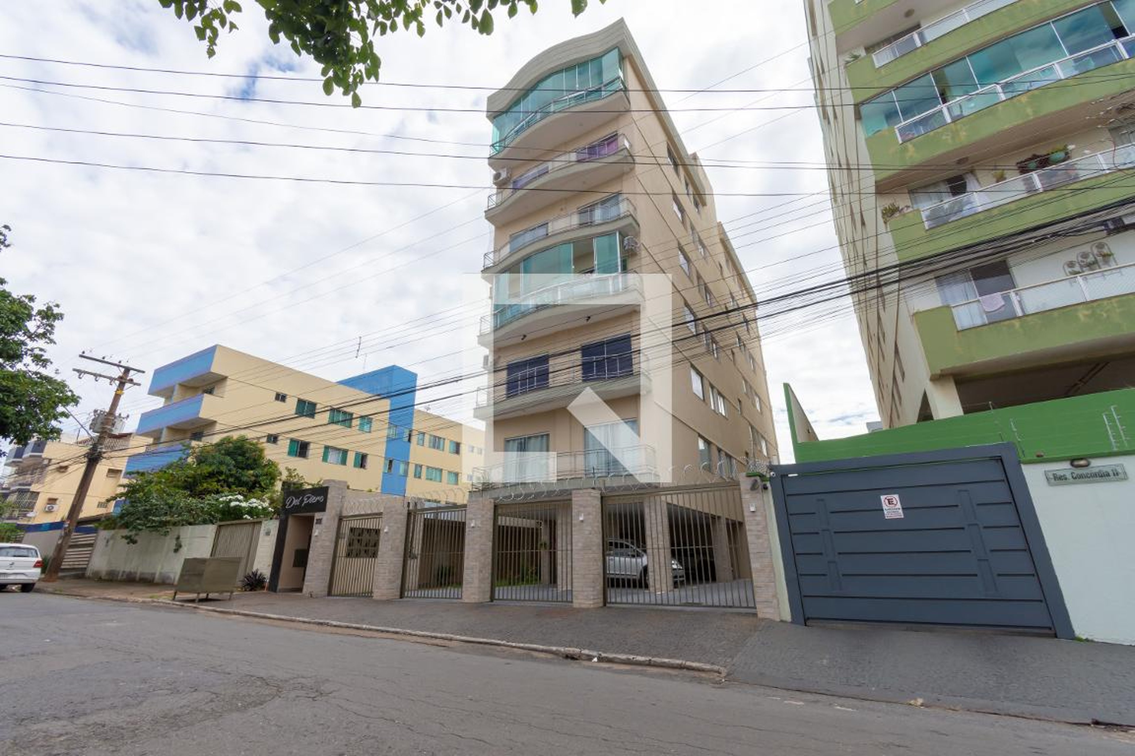 Fachada do Prédio Condomínio em Rua C-157, 0
