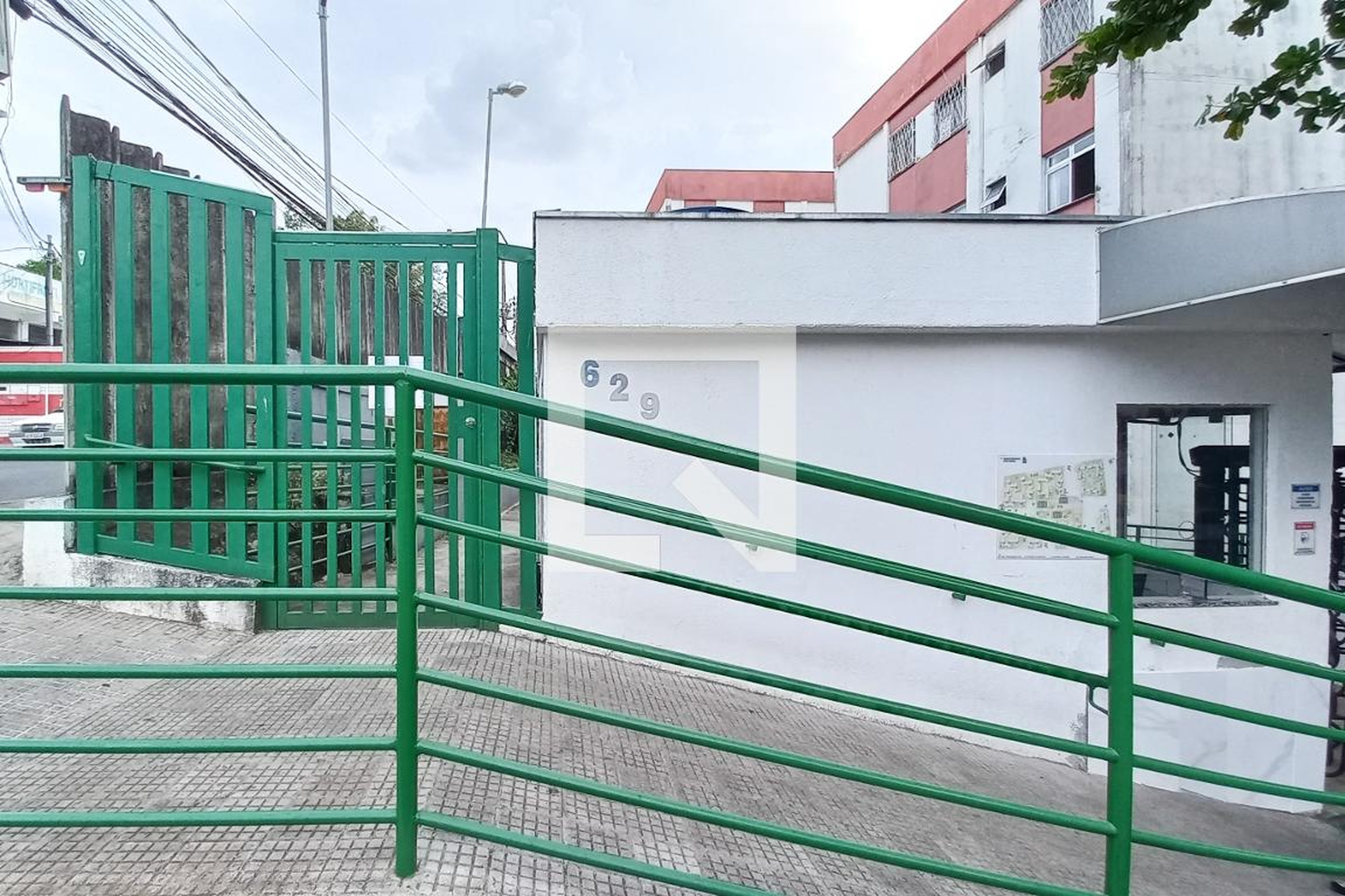 Fachada Condomínio Conjunto Habitacional Santa Terezinha