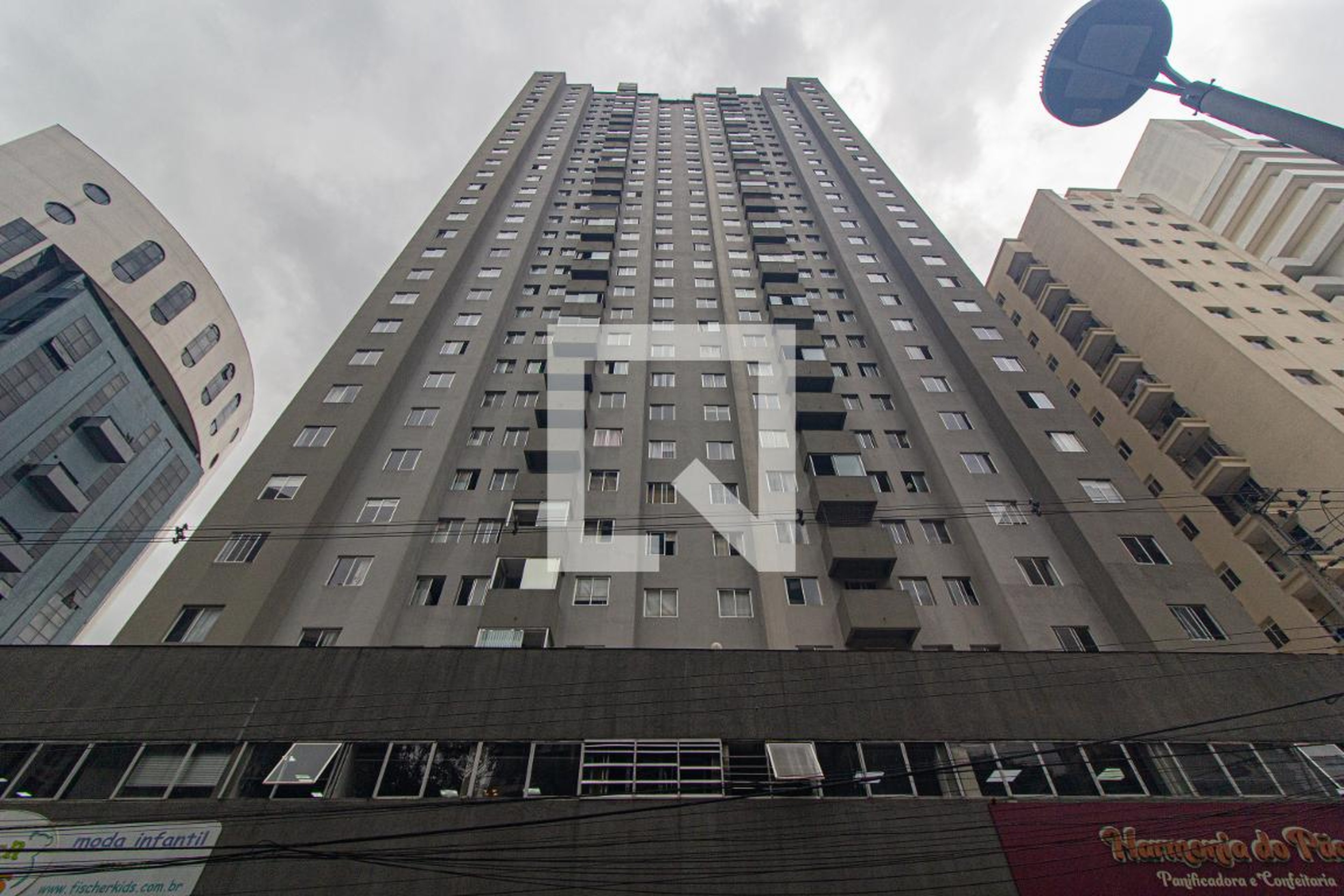 Fachada do Prédio Condomínio Champagnat Top