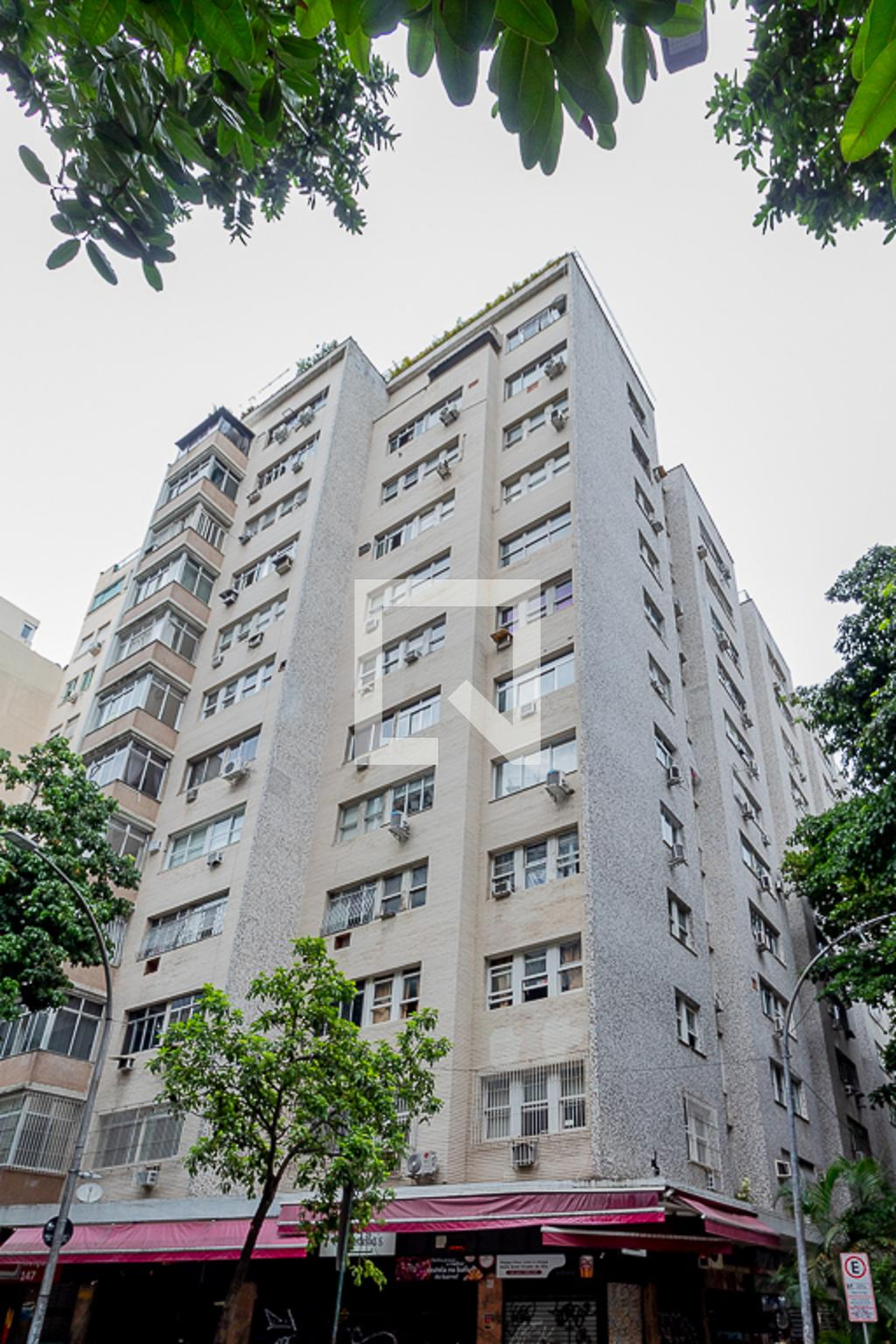 Fachada Edifício Terra e Mar