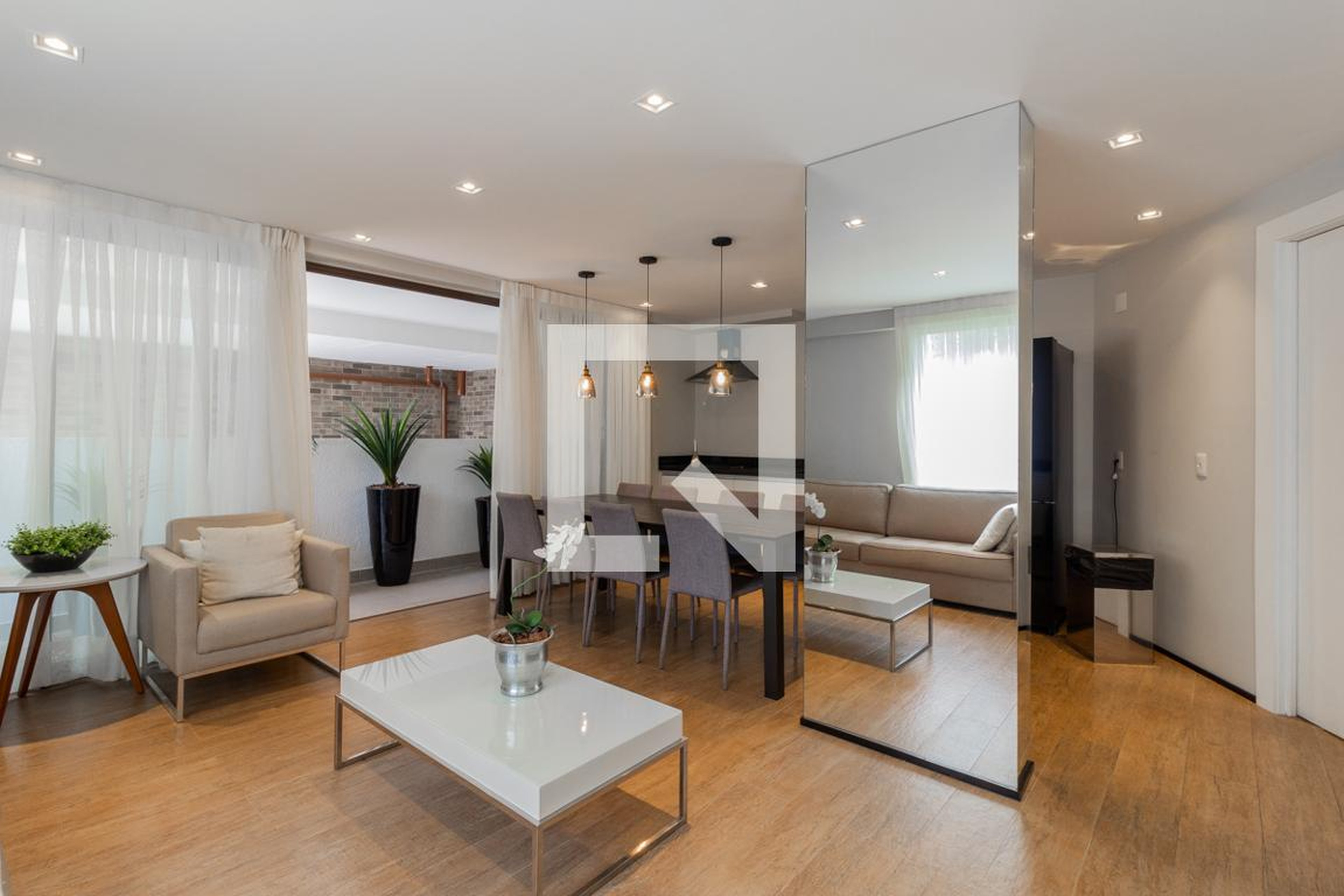 Salão de Festas - Pintassilgo 556