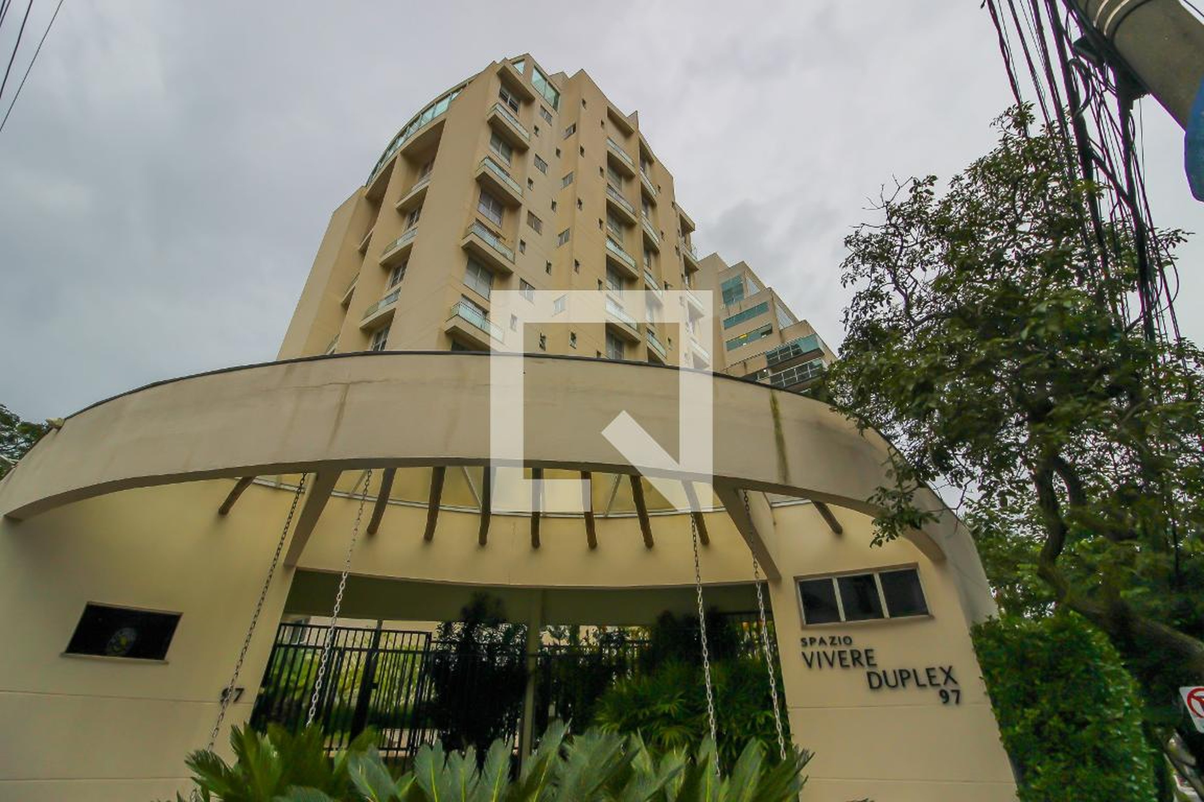 Fachada do Prédio Condomínio Spazio Vivere Duplex