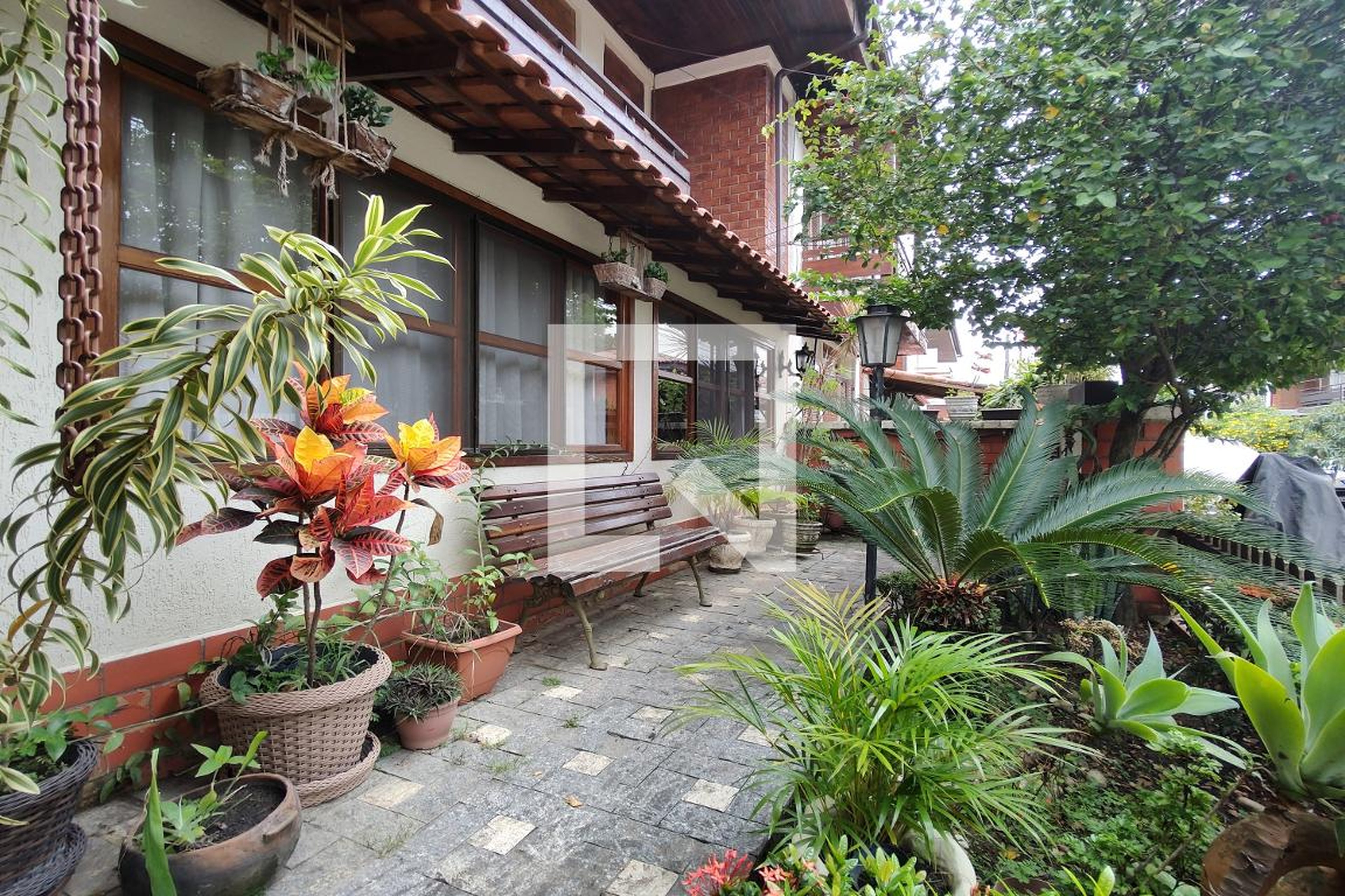 Fachada Condomínio em Rua Marechal Artur Portela, 148