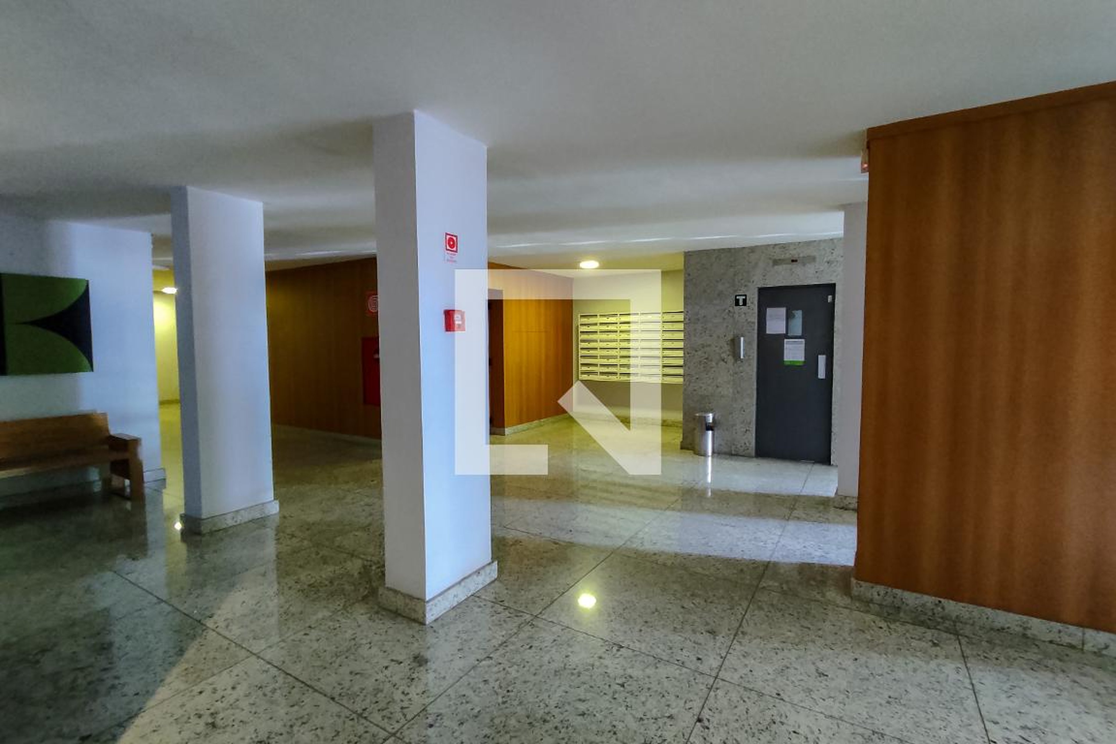 Hall de entrada - Edifício Itapoã