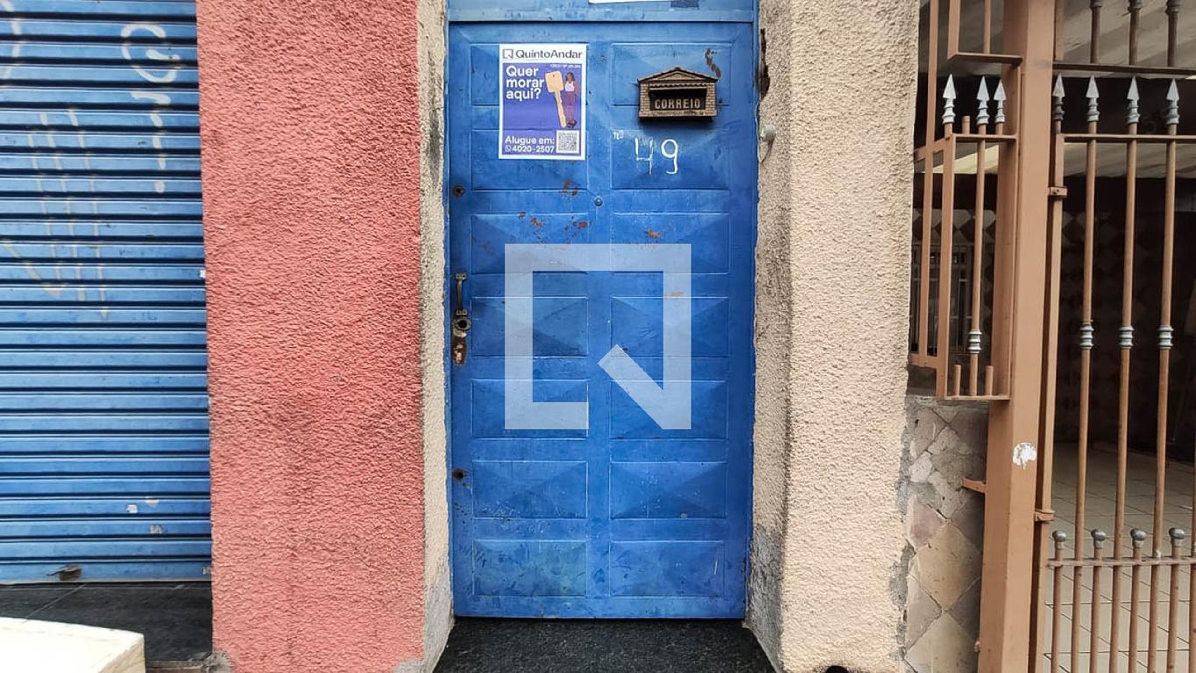 Fachada Condomínio em Rua Basílio Alves Morango, 49