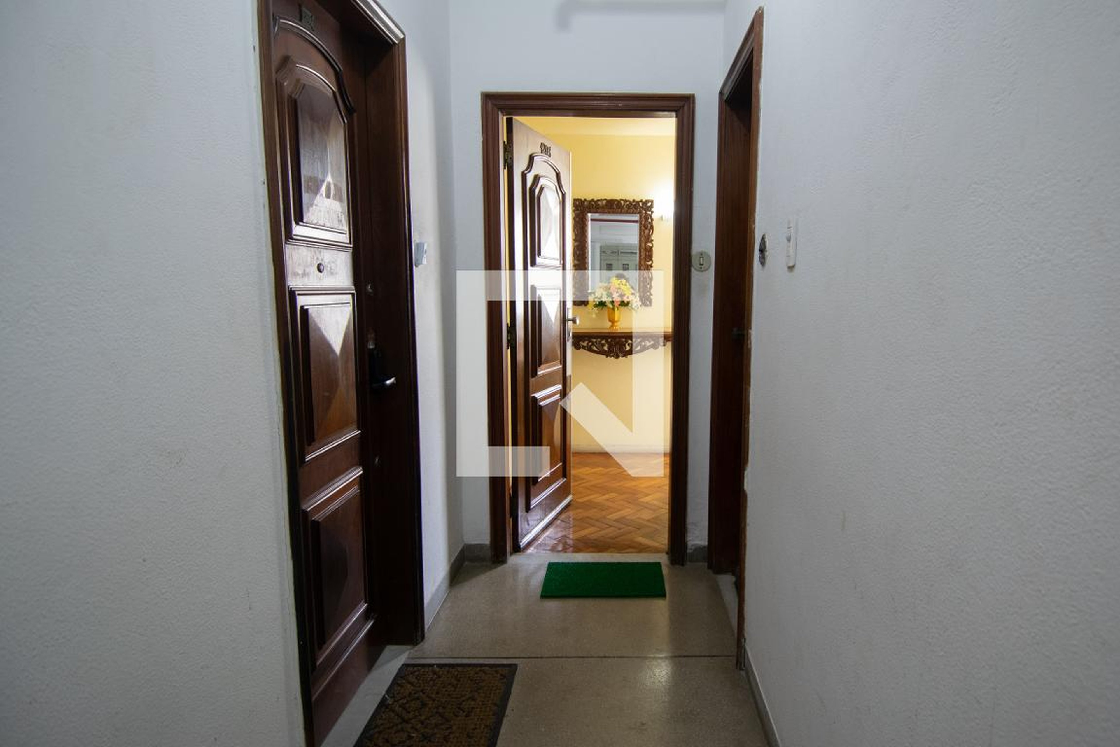 Hall de Entrada - Edificio Magazine Charleroi