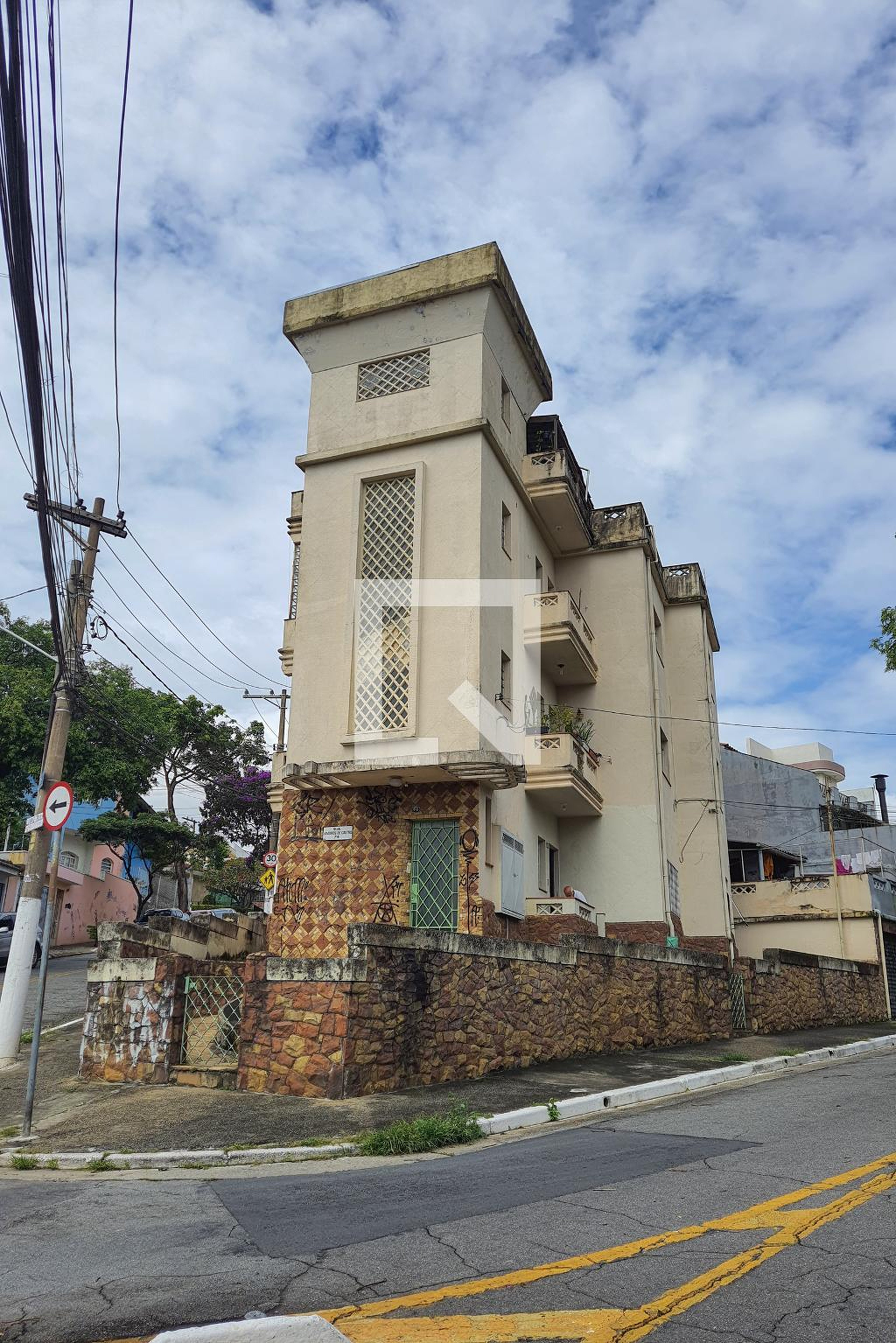Fachada Residencial Viveiros