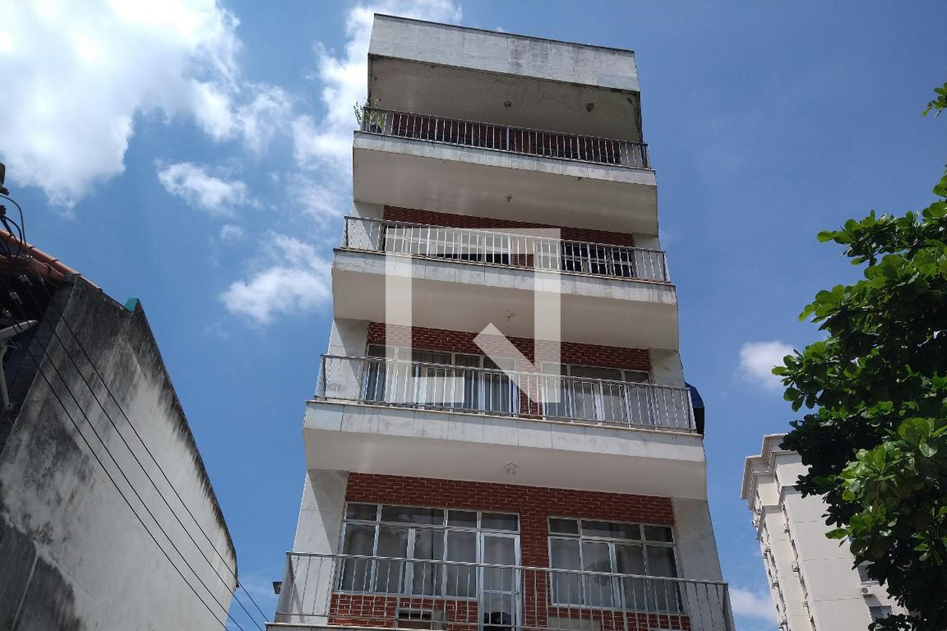 Fachada do Prédio Condomínio Solar Sara Barrios Quintas