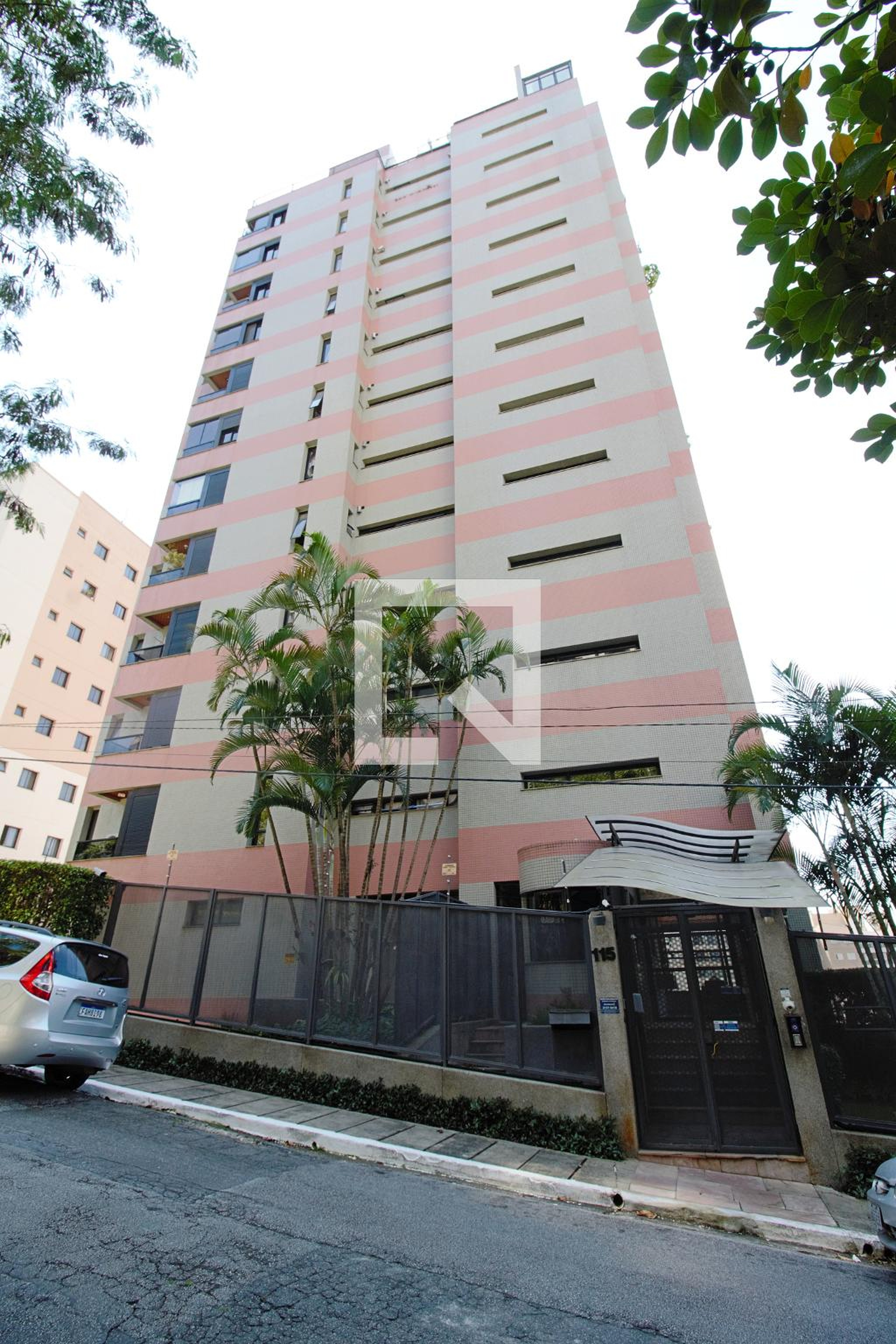 Fachada do Prédio Condomínio Itamira