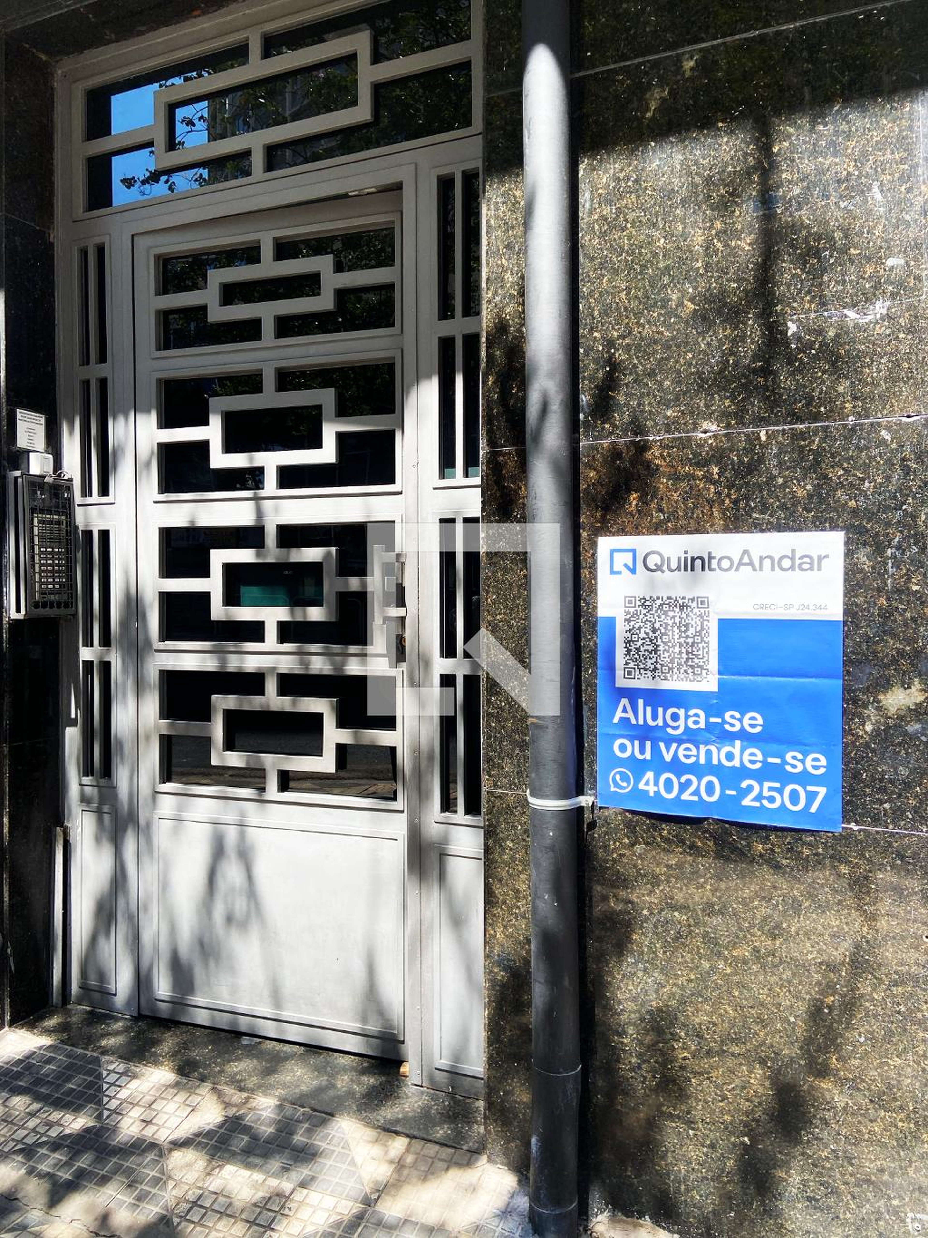 Fachada do Prédio Edifício Manhattan I