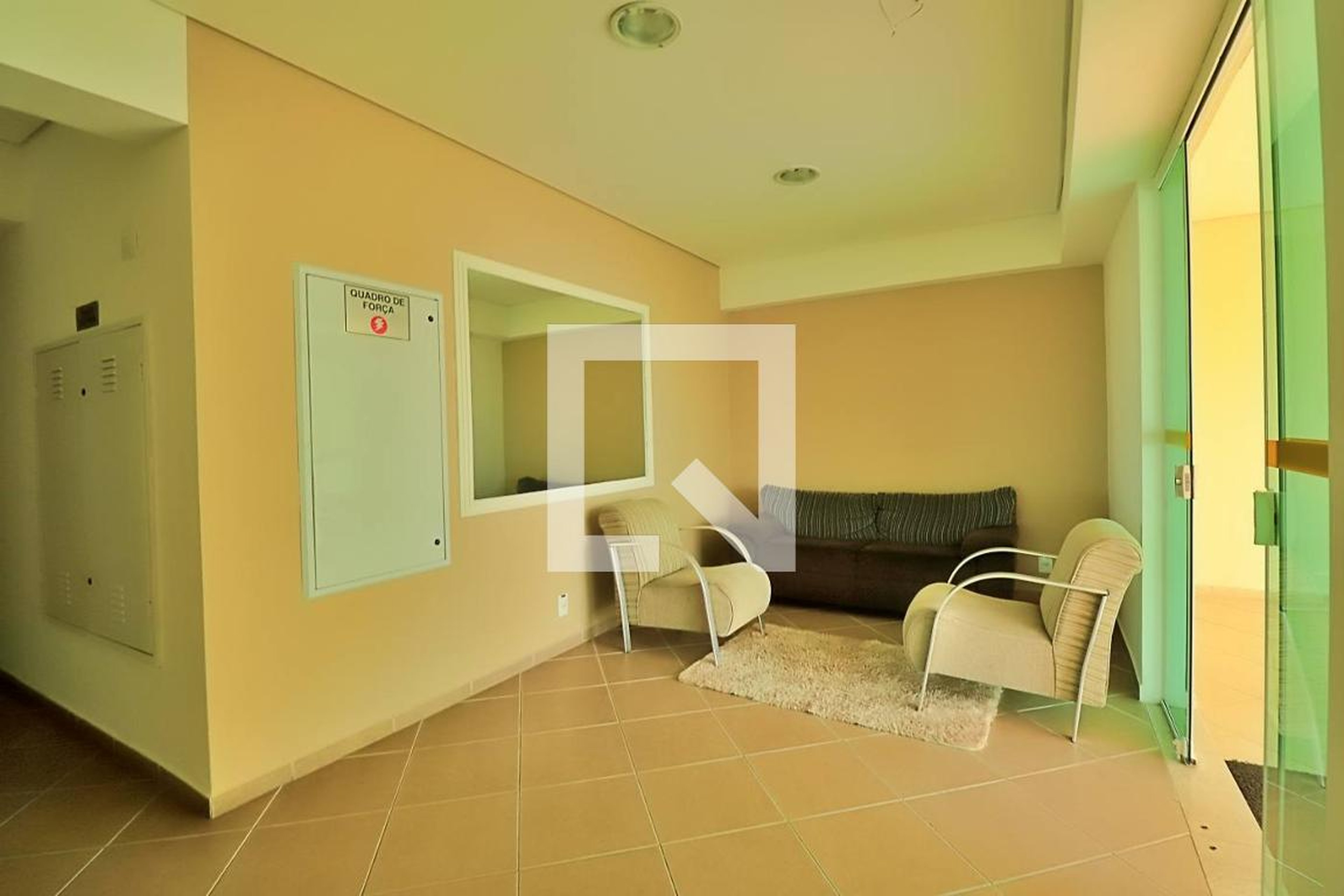 hall - Plaza de Espanha II