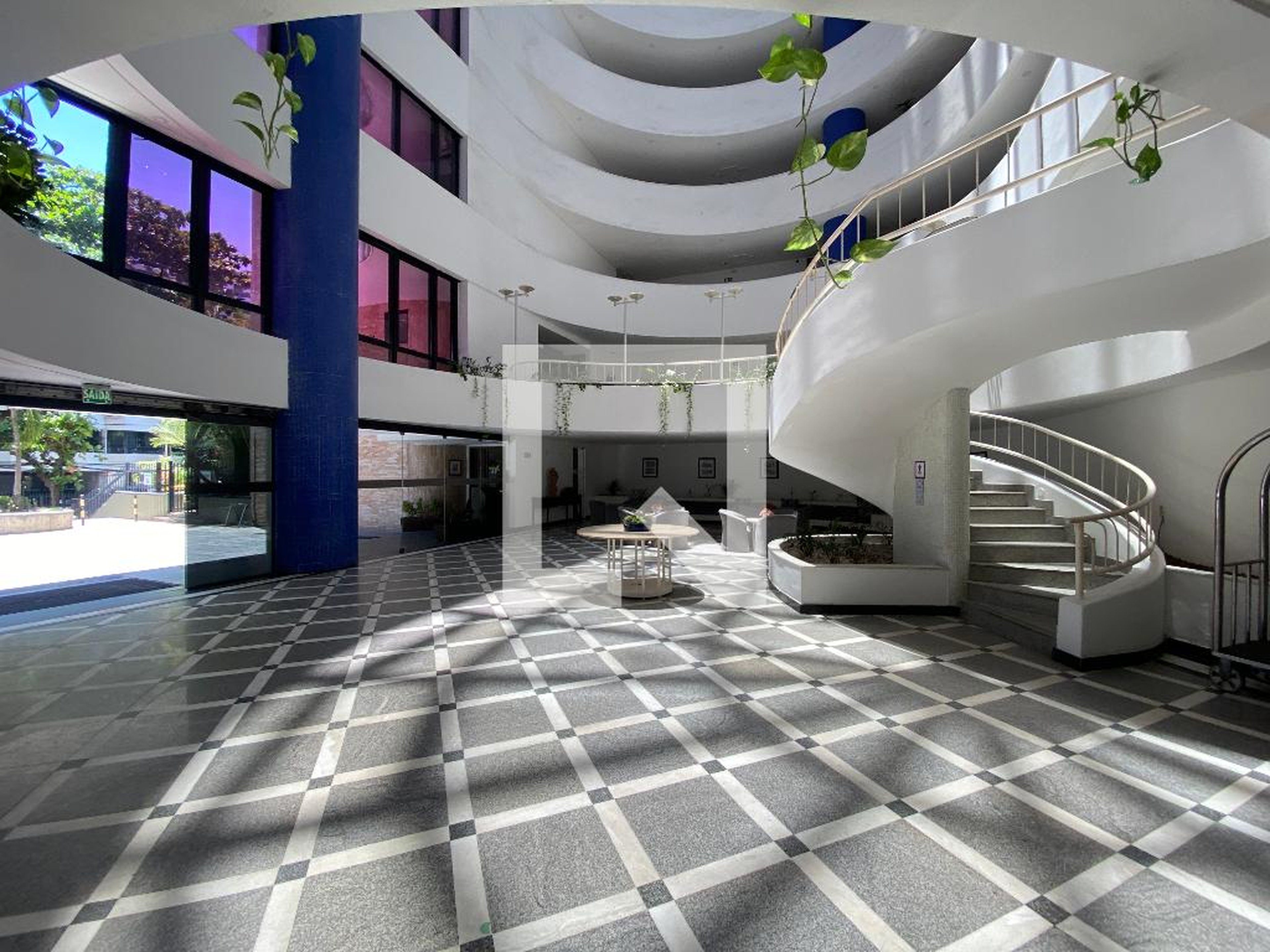 Entrada - Atlantic Towers
