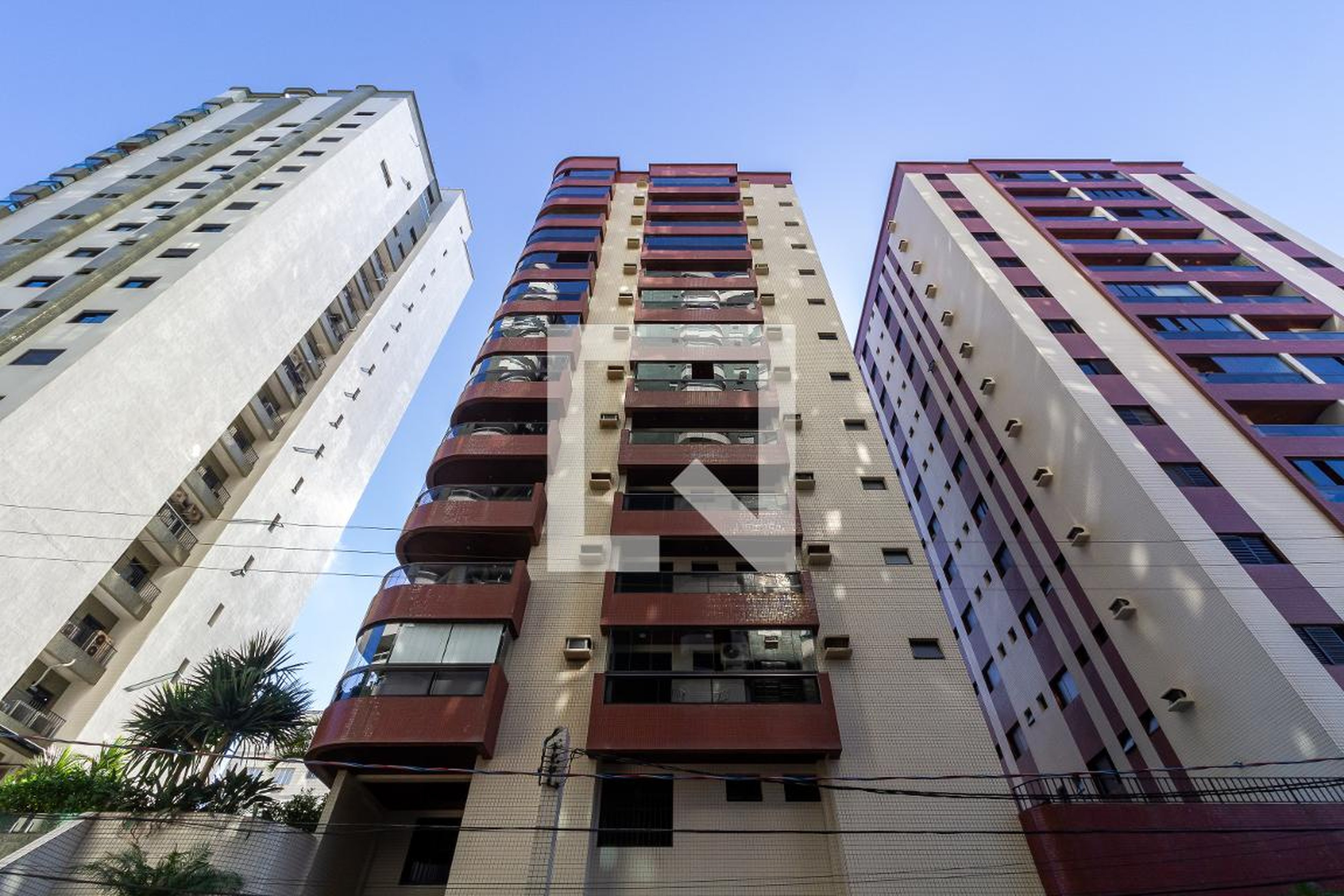 Fachada Condomínio Lagosta B