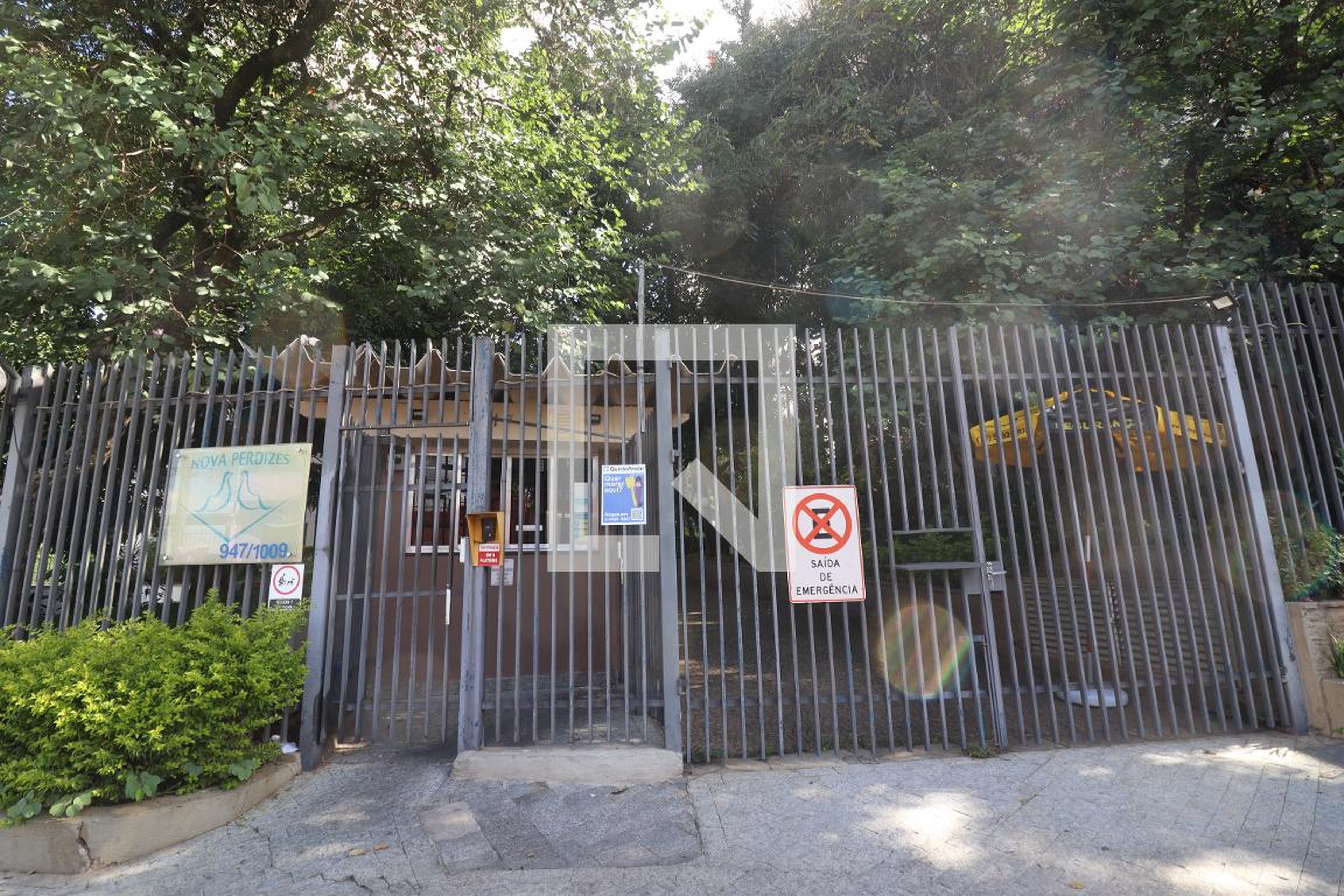 Fachada do condomínio Edifício Conjunto Habitacional Nova Perdizes