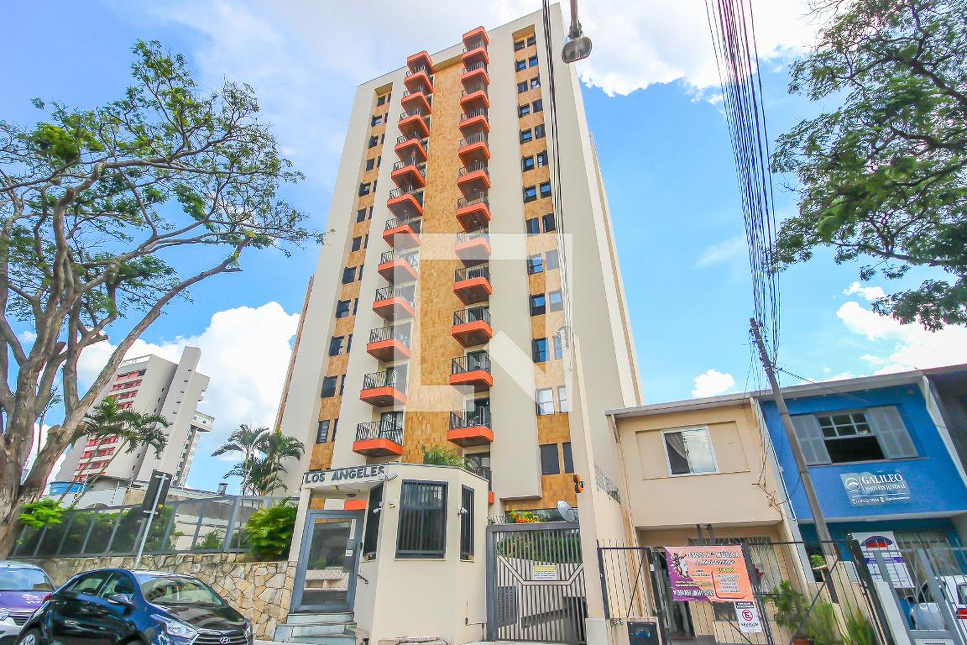 Fachada do Prédio Condomínio Los Angeles
