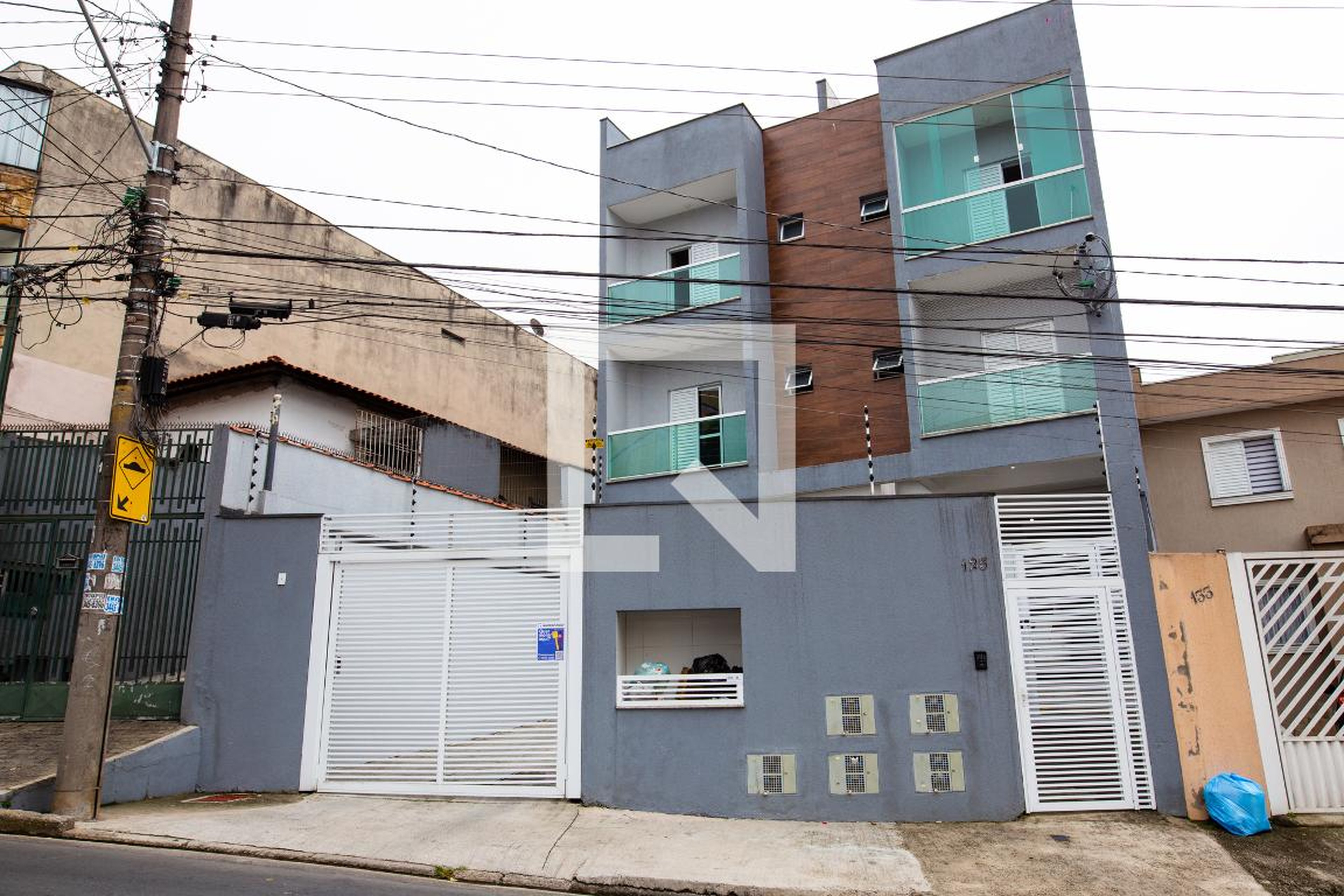 Fachada Condomínio em Rua Betânia, 100