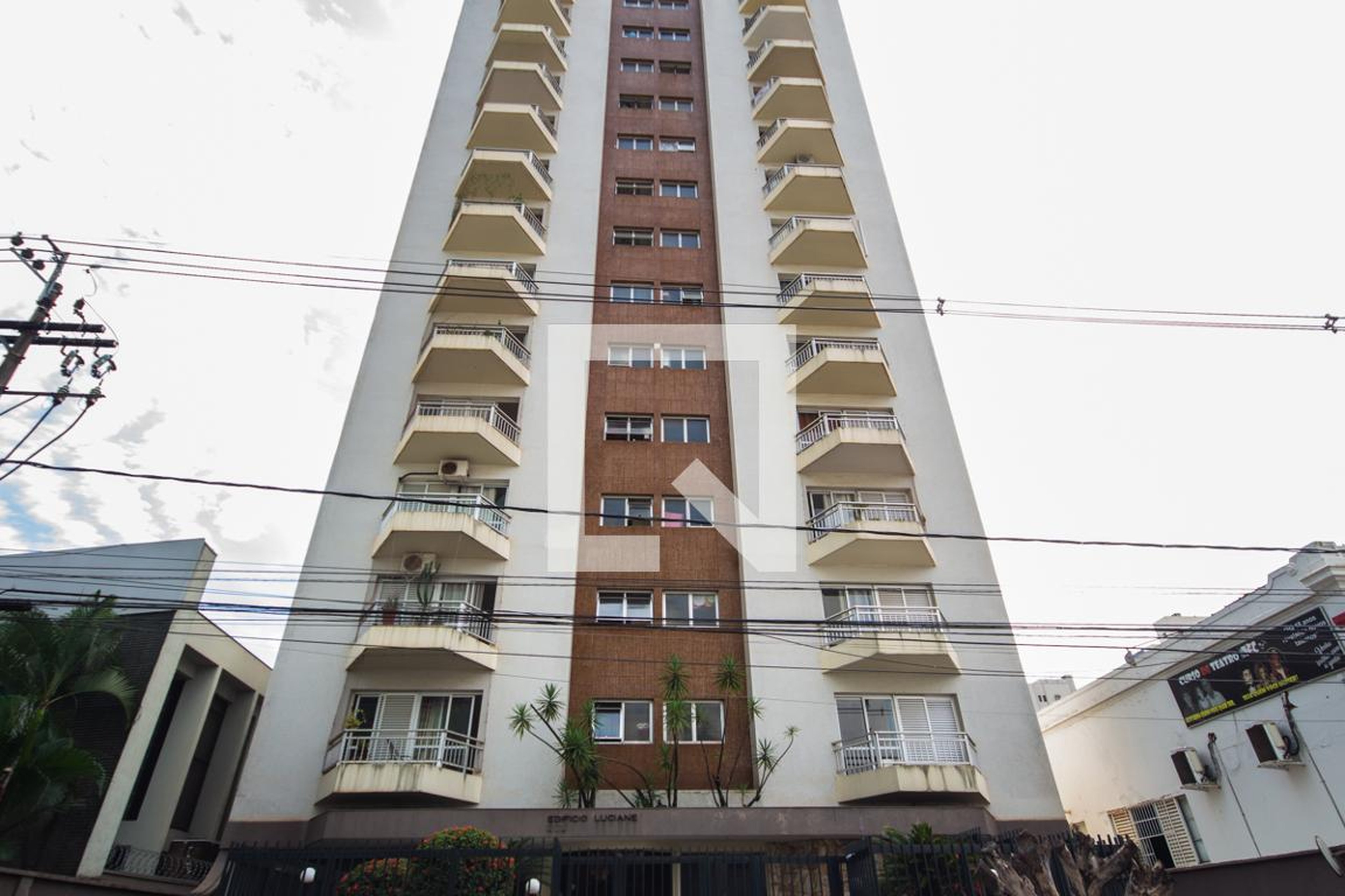 Fachada do Prédio Edifício Luciane