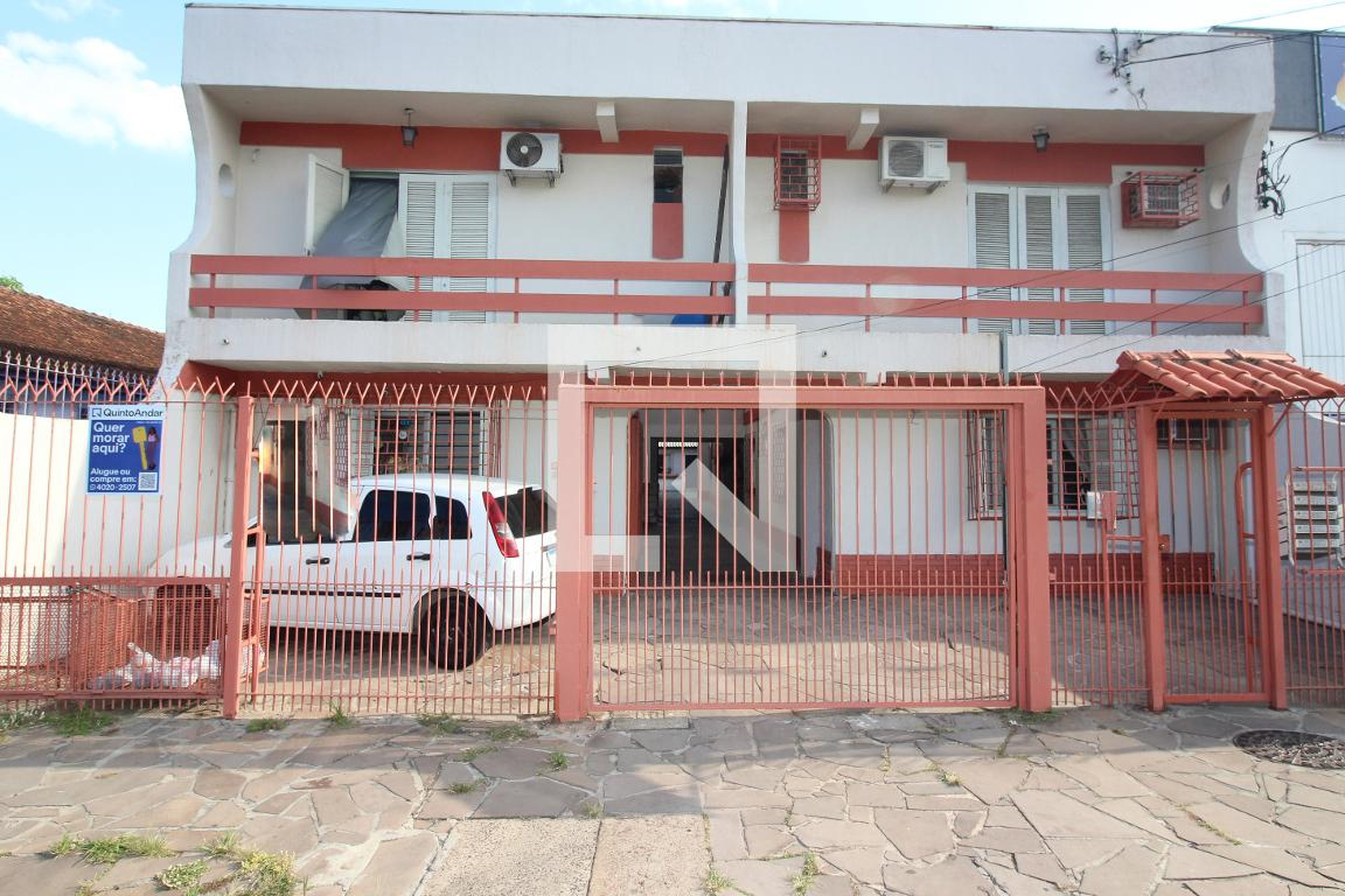 Fachada Condomínio em Rua Padre Todesco, 641