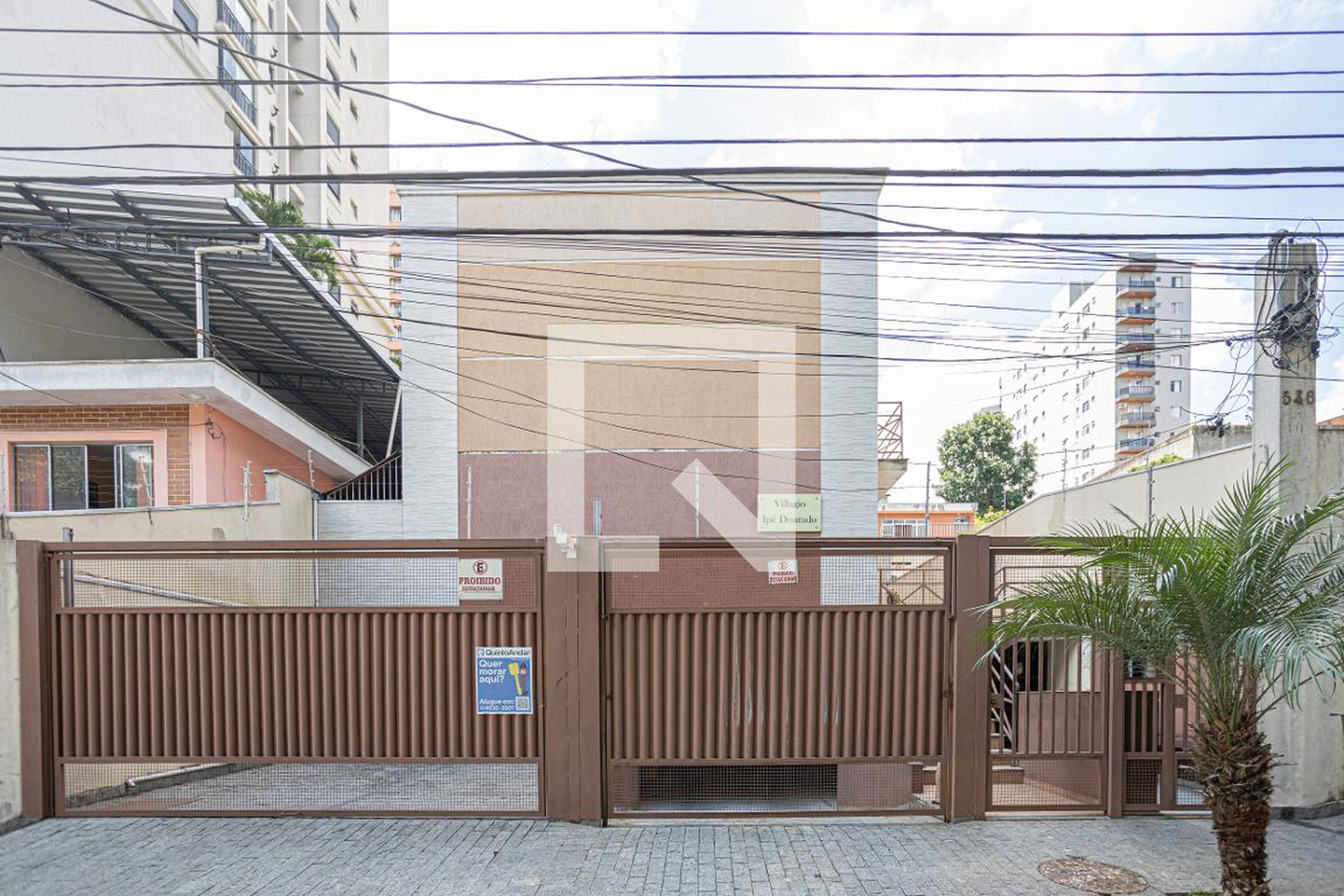 Fachada Condomínio Villagio Ipê Dourado