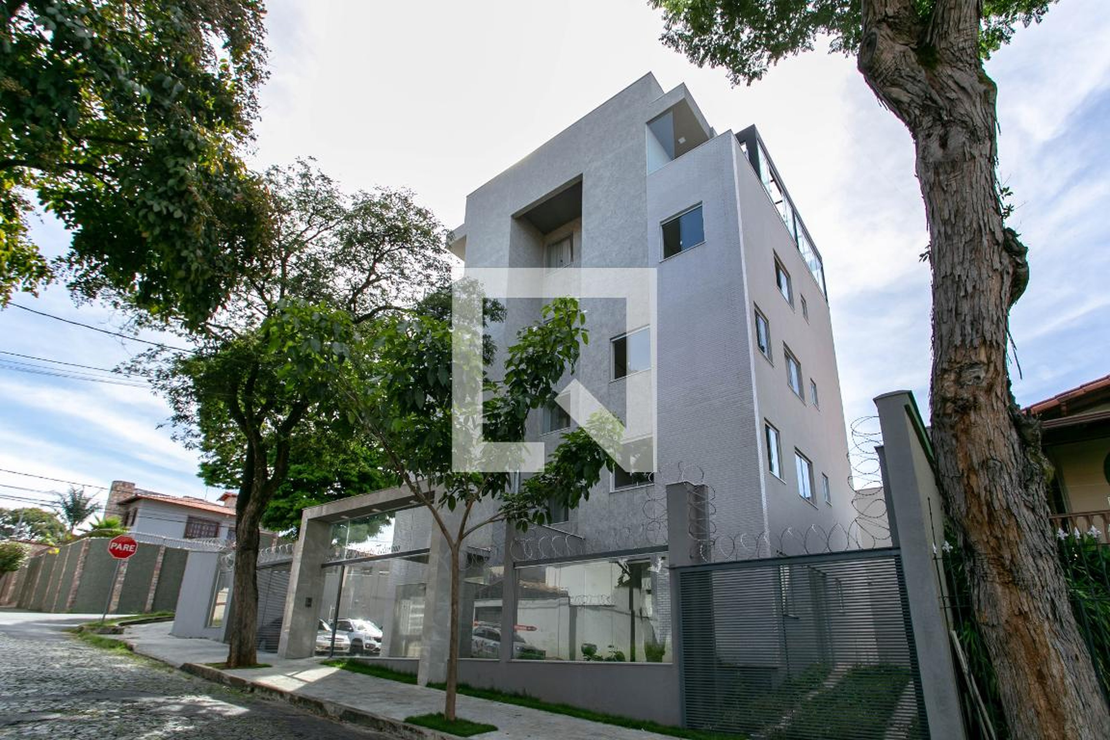 Fachada Edifício Roberto Tolentino