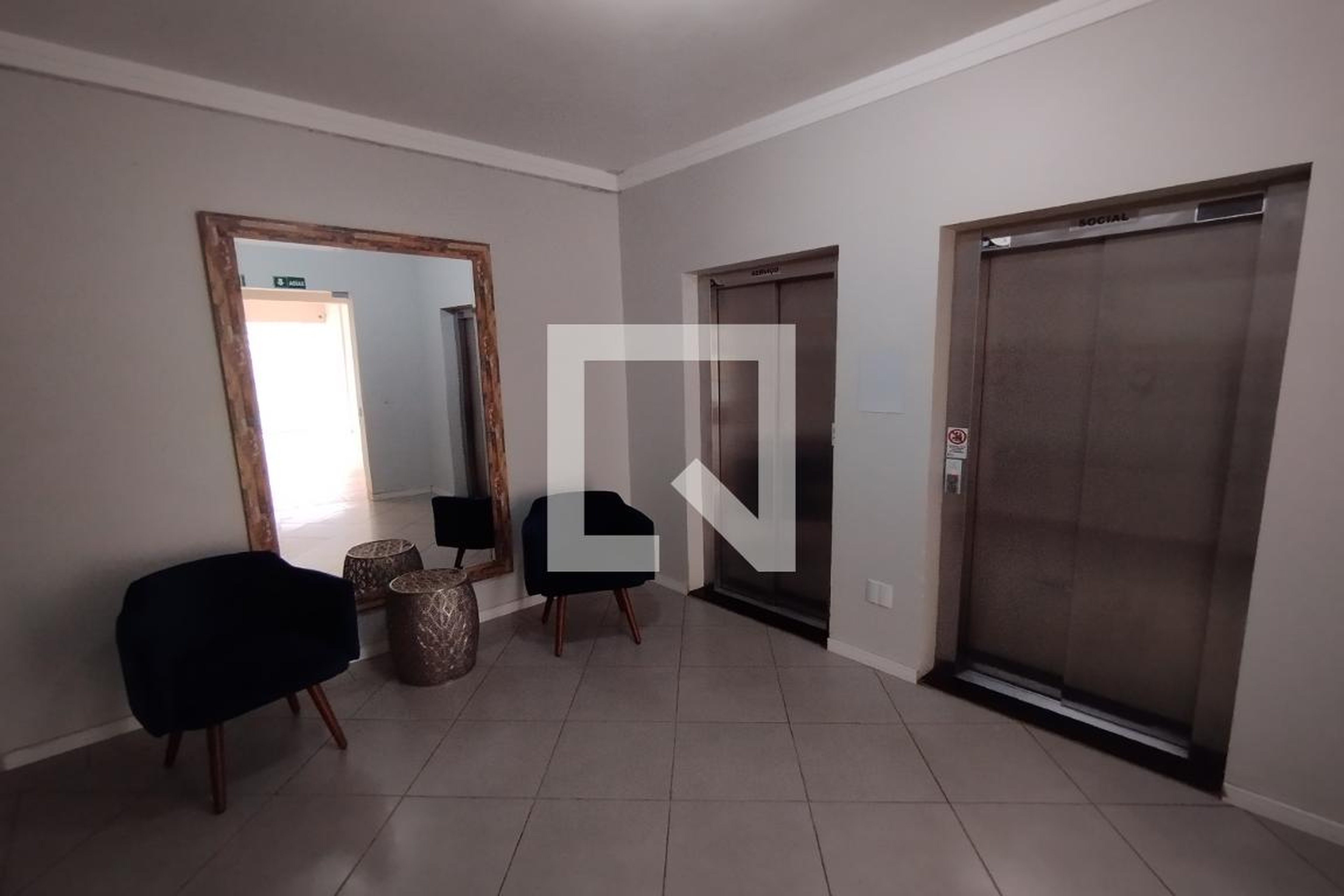 Hall - Piazza Novita