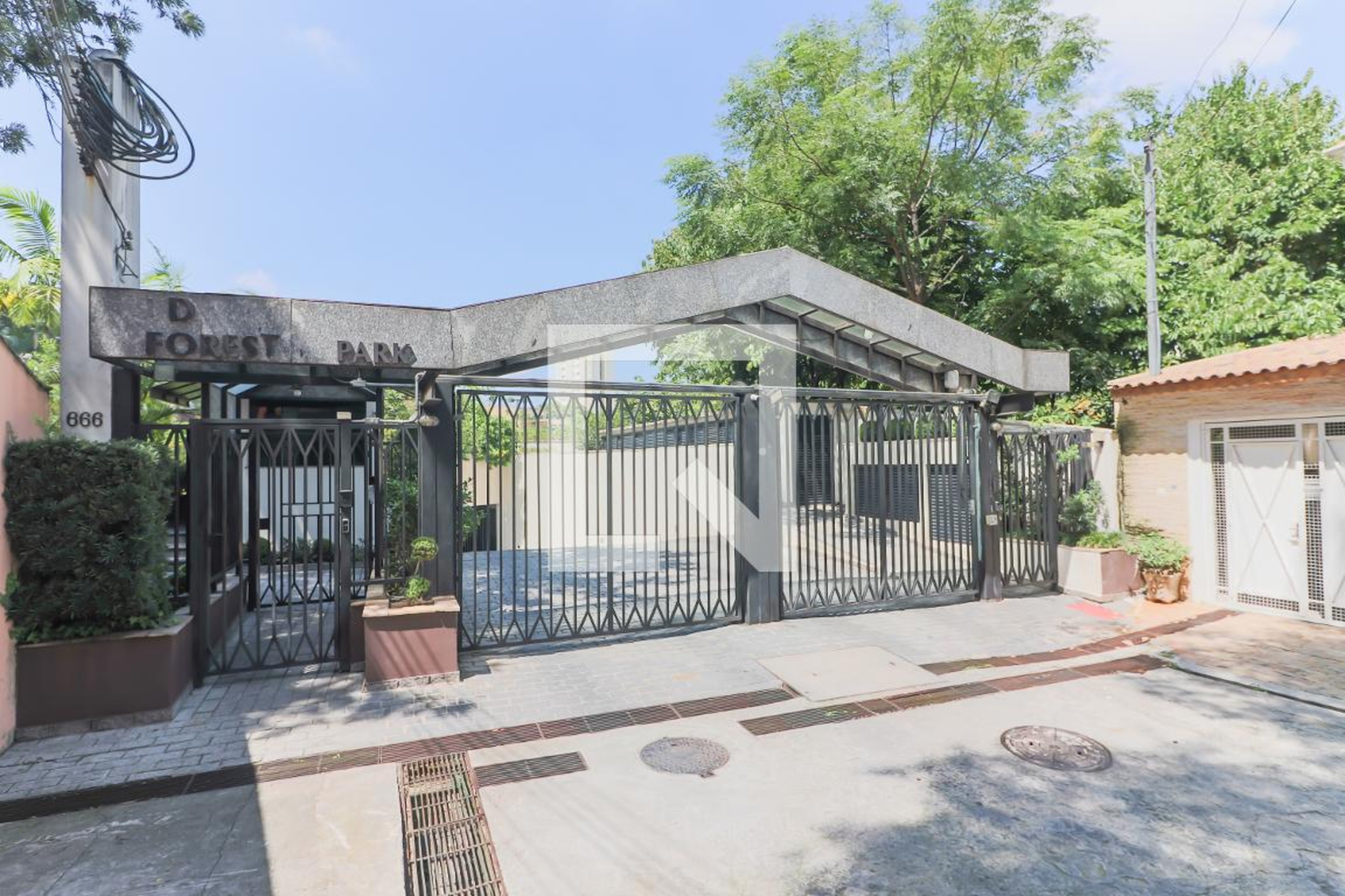 Fachada do Prédio Condomínio Forest Park