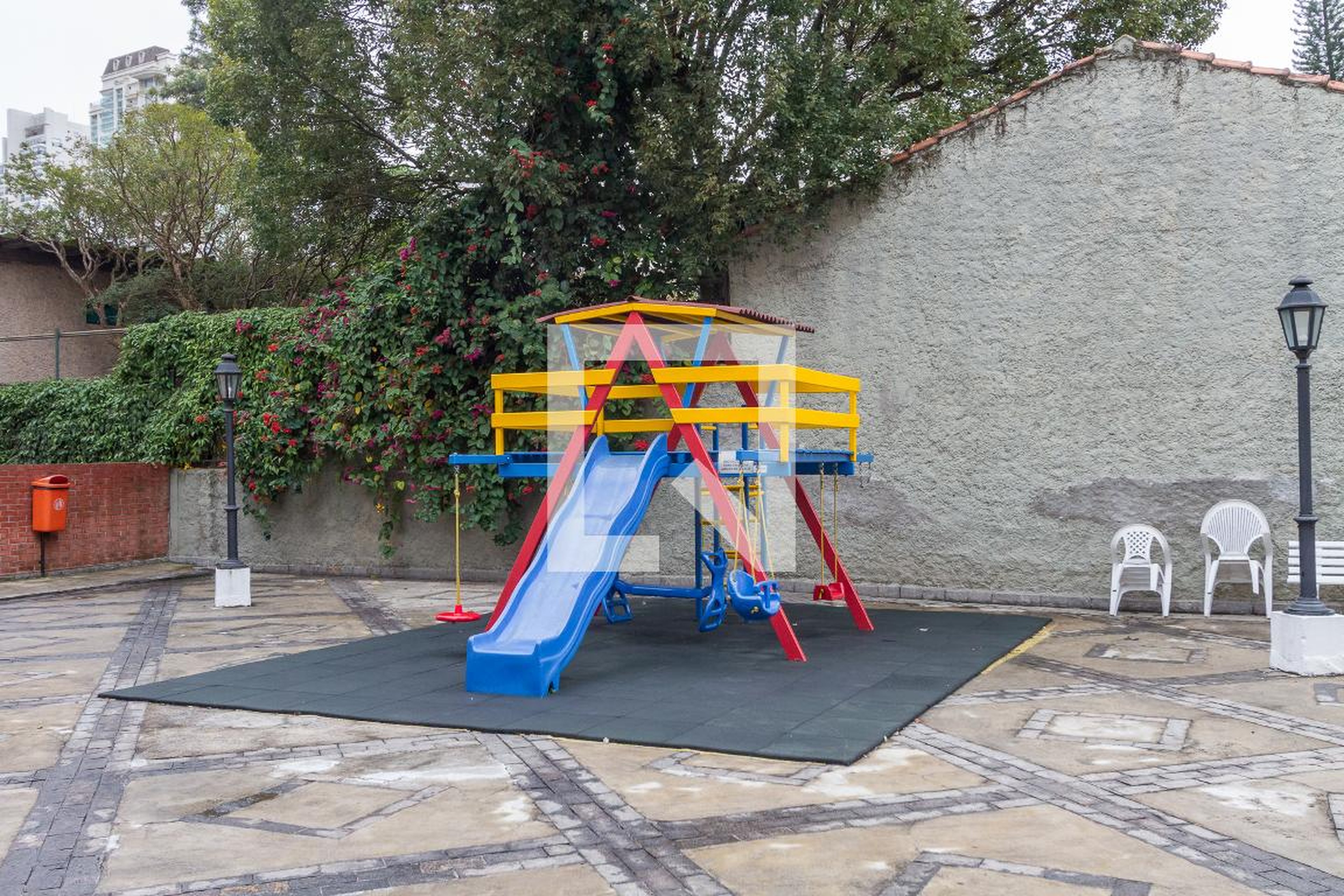 Playground - Parque Residencial Los Alamos