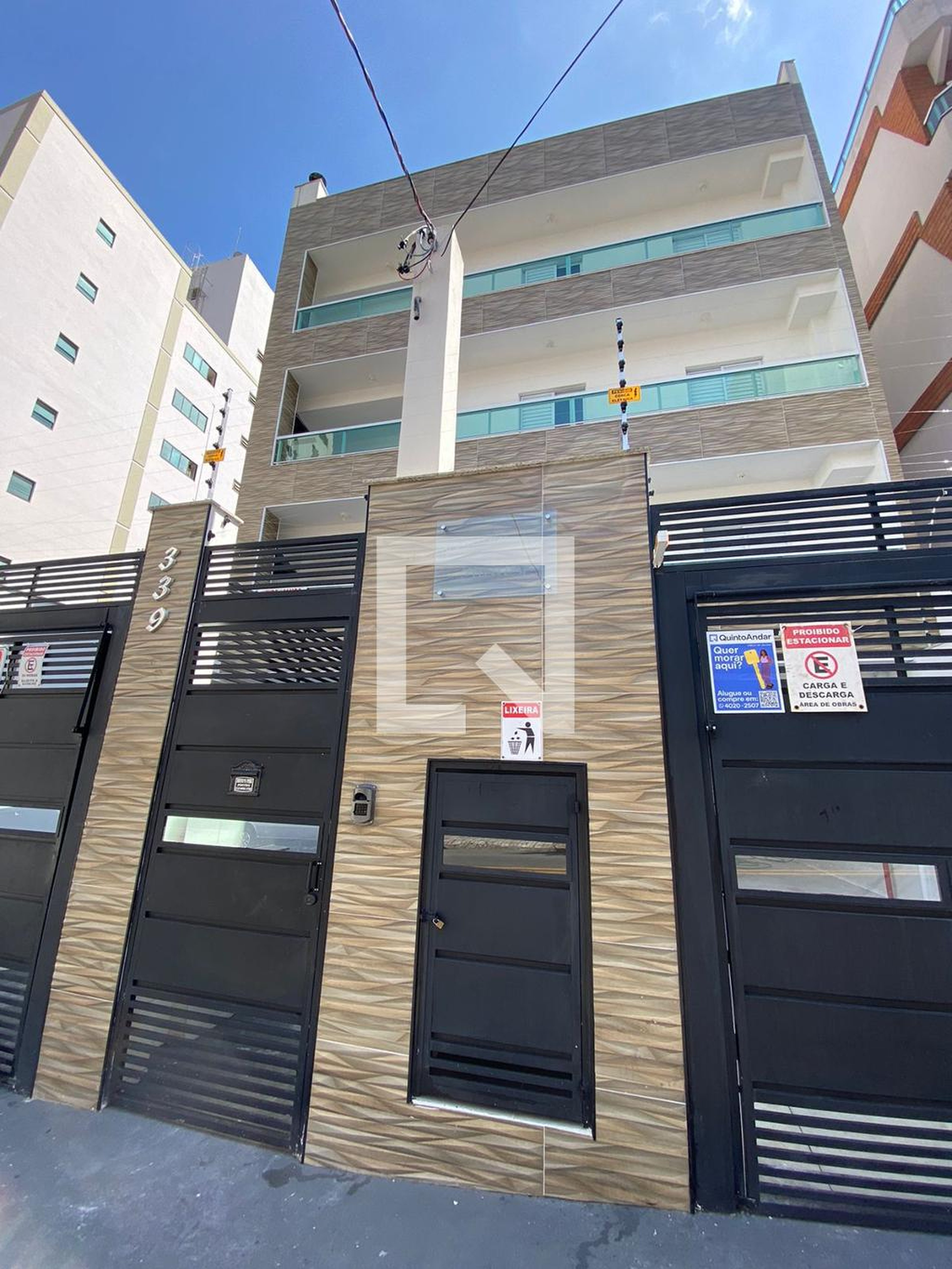 Fachada Condomínio em Rua Avaré, 341