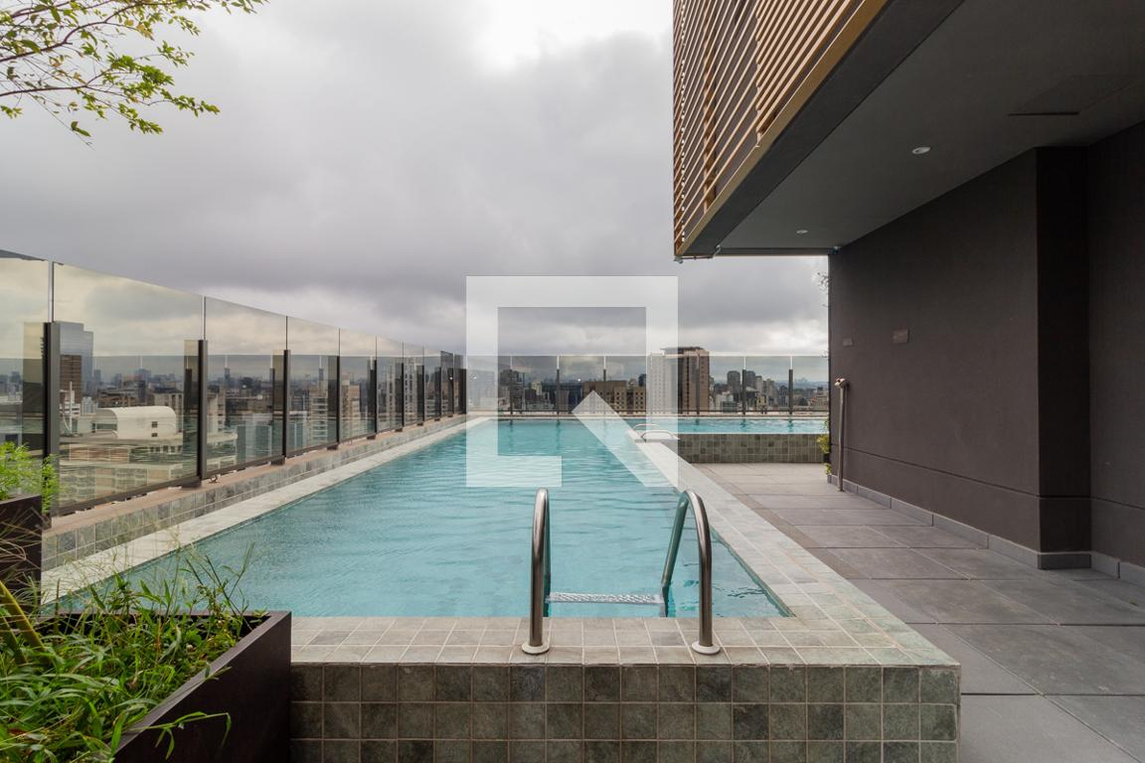 Piscina - Edifício DSG Itaim