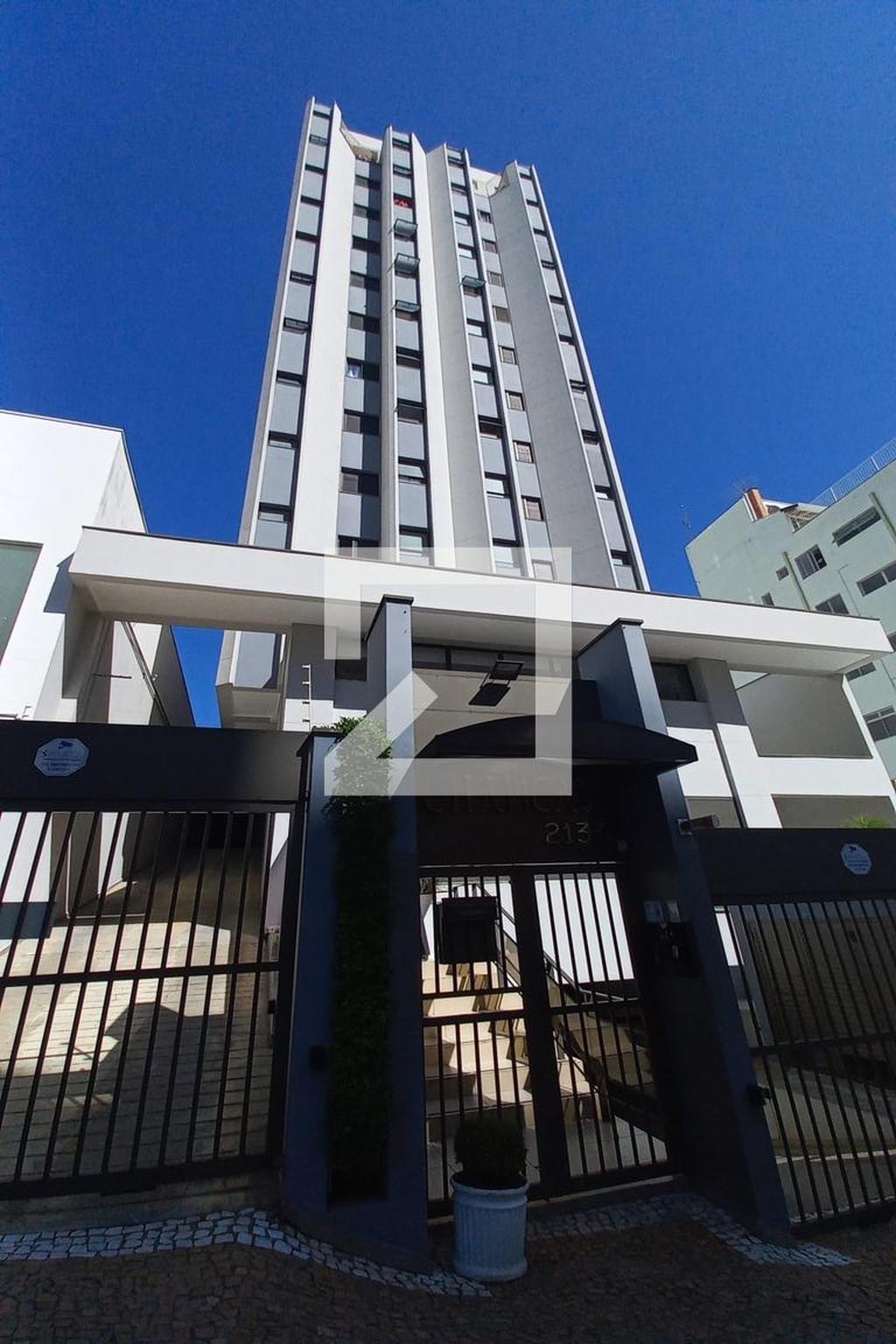 Fachada do Prédio Condomínio Chancay