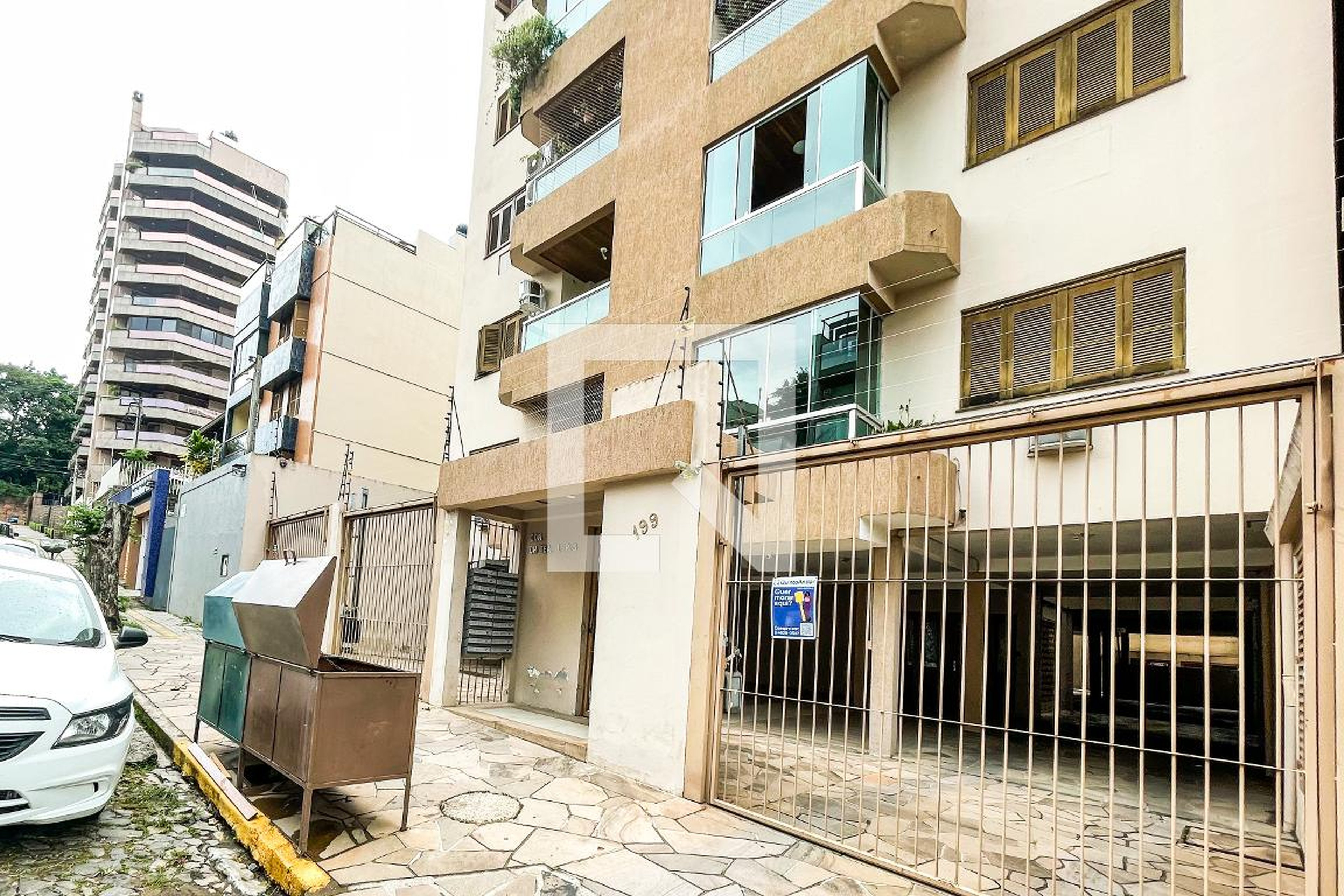 Fachada Condomínio Chateau Lopes