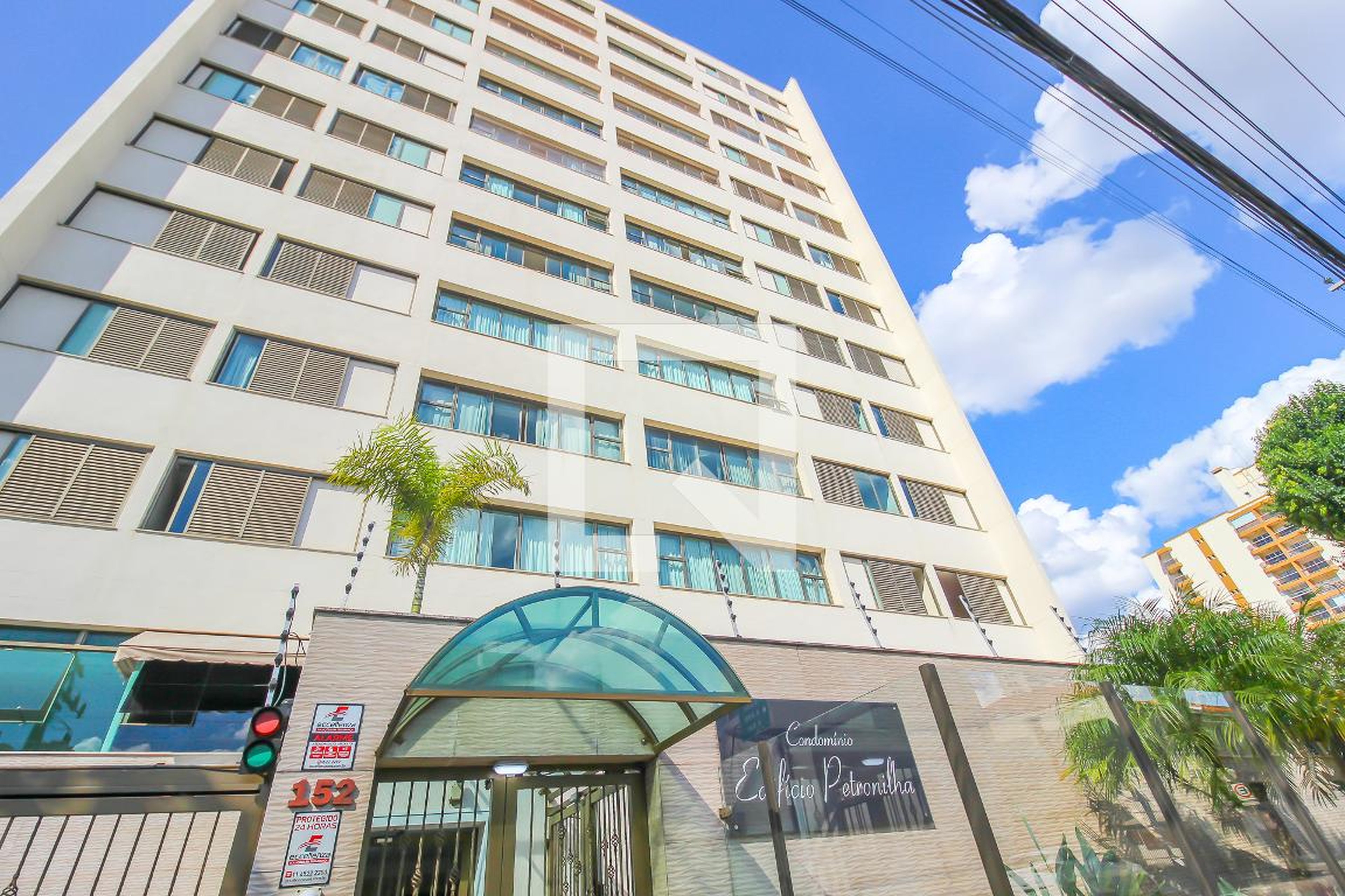 Fachada do Prédio Edifício Petronilha