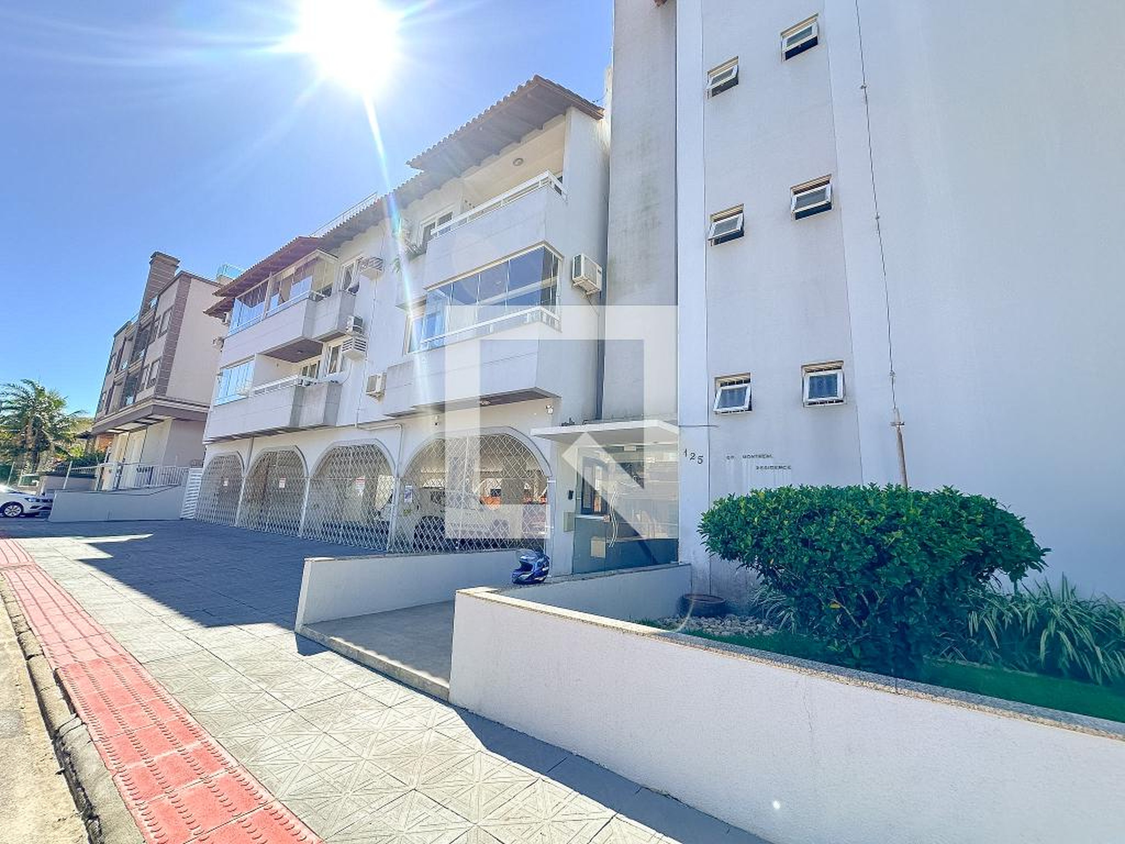 Fachada Condomínio Montreal Residence